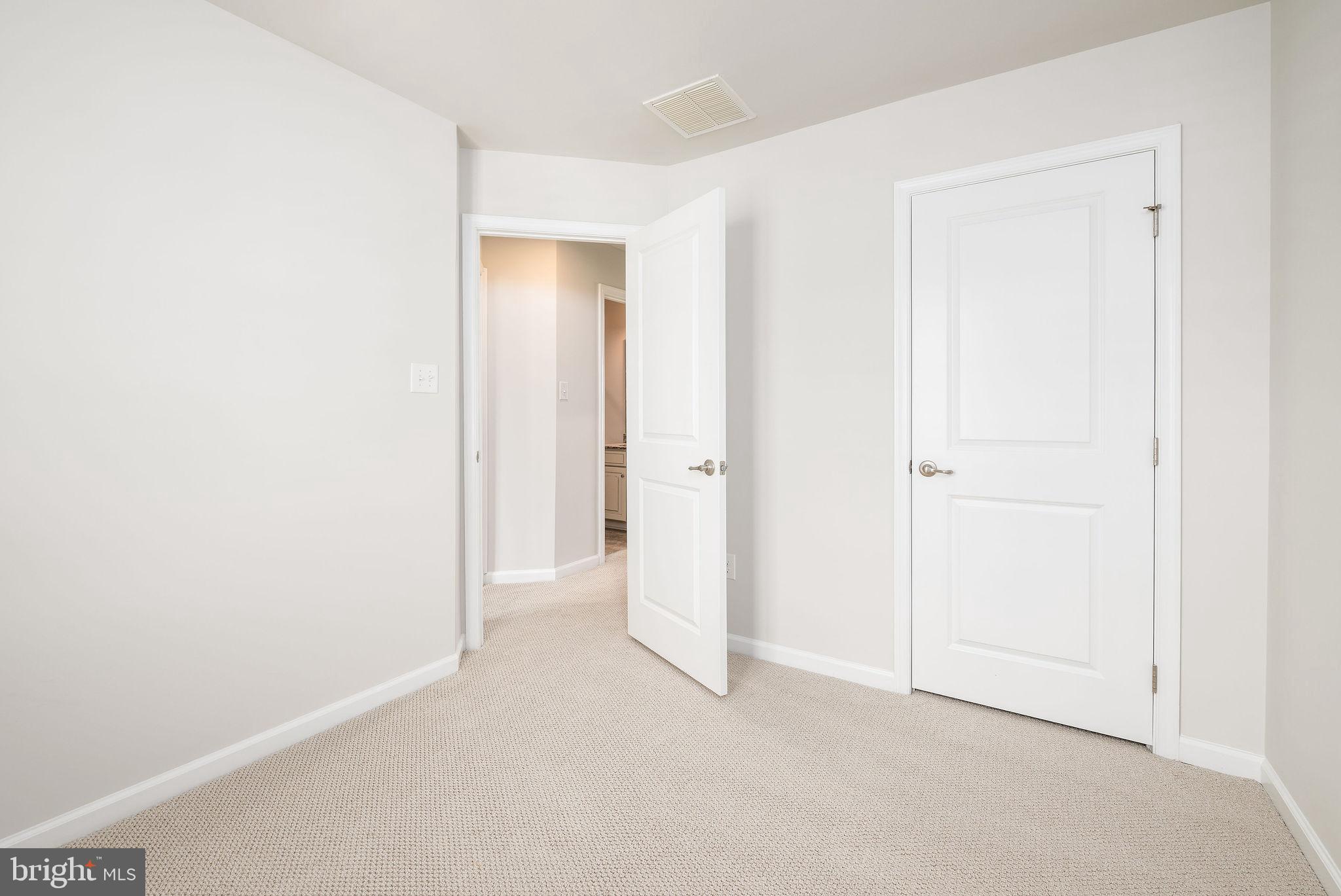 30101 PLANTATION DRIVE B5-1