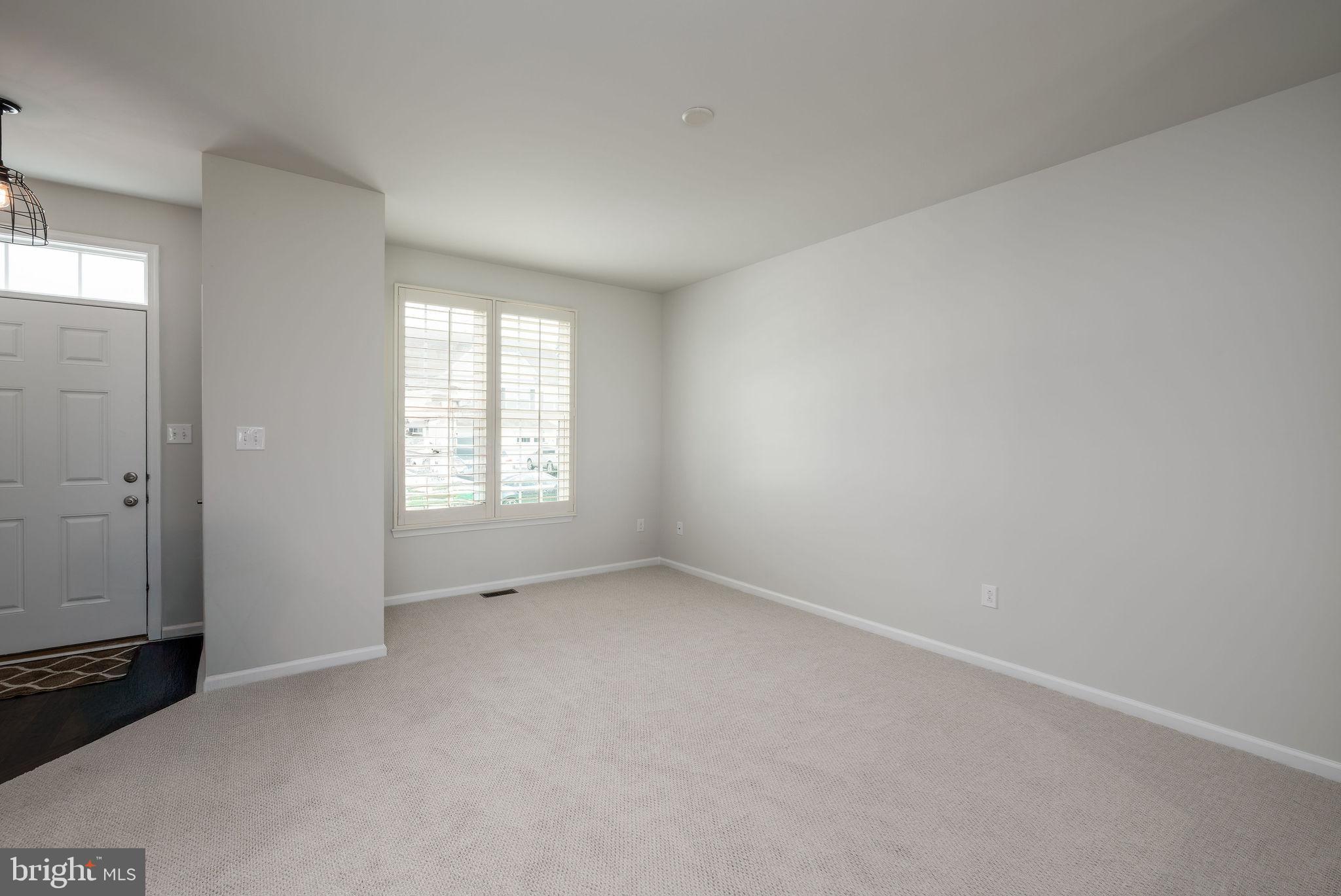 30101 PLANTATION DRIVE B5-1