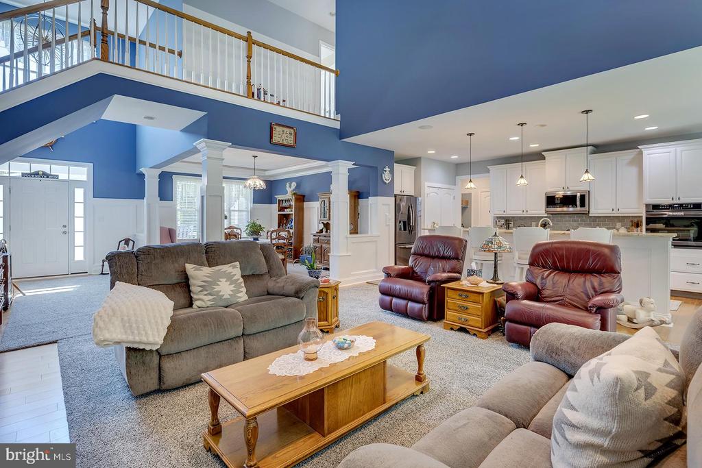 18524 ROSE COURT