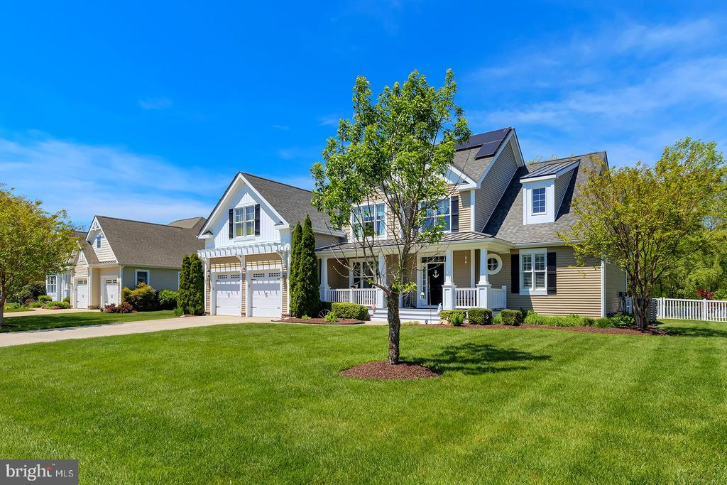 18524 ROSE COURT