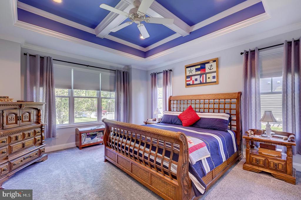 18524 ROSE COURT