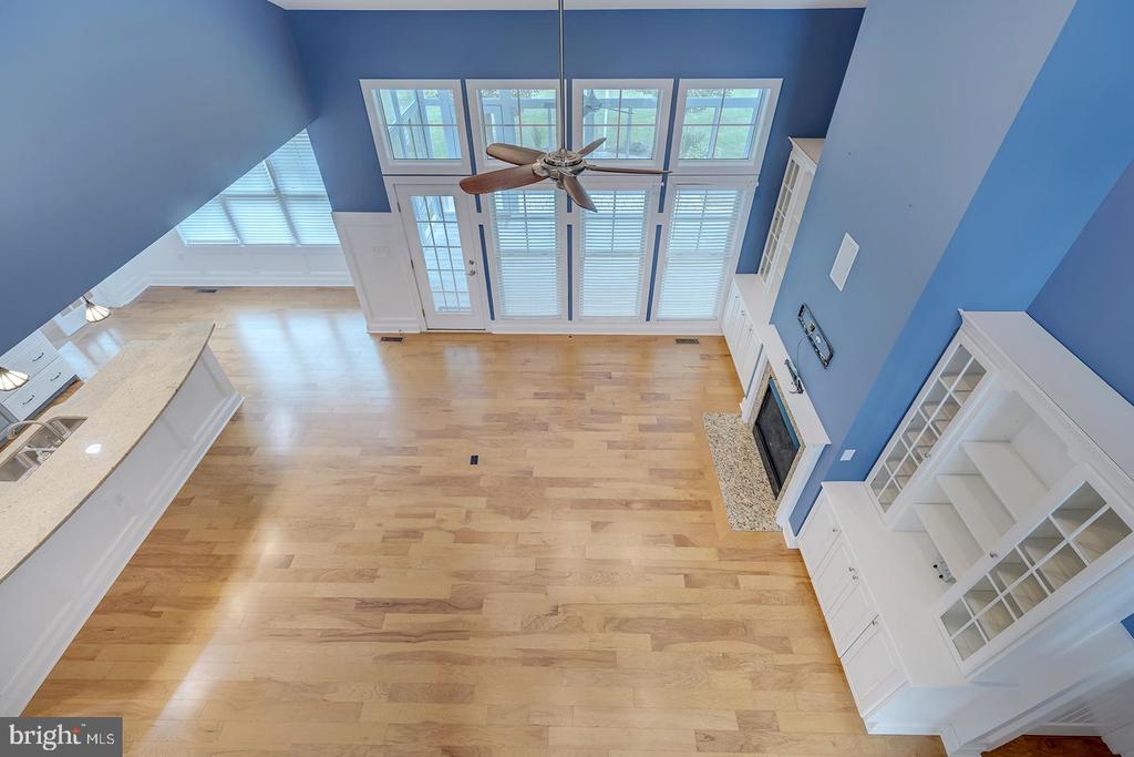 18524 ROSE COURT