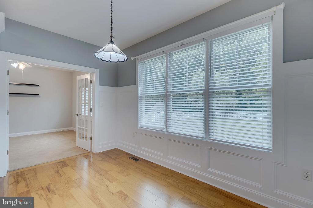 18524 ROSE COURT