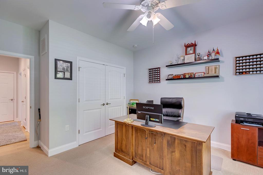 18524 ROSE COURT