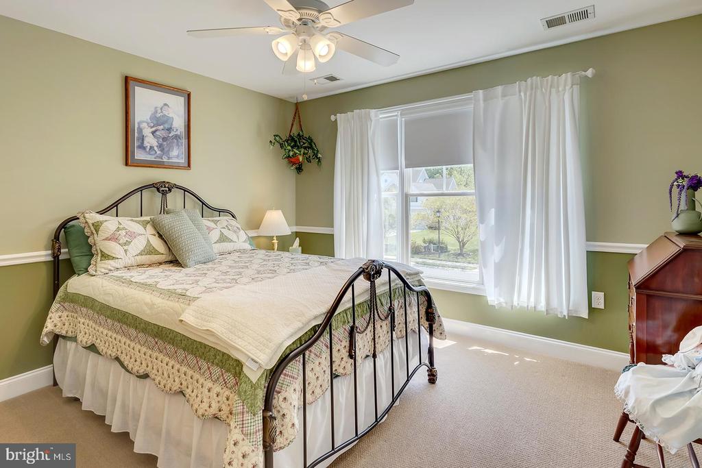 18524 ROSE COURT
