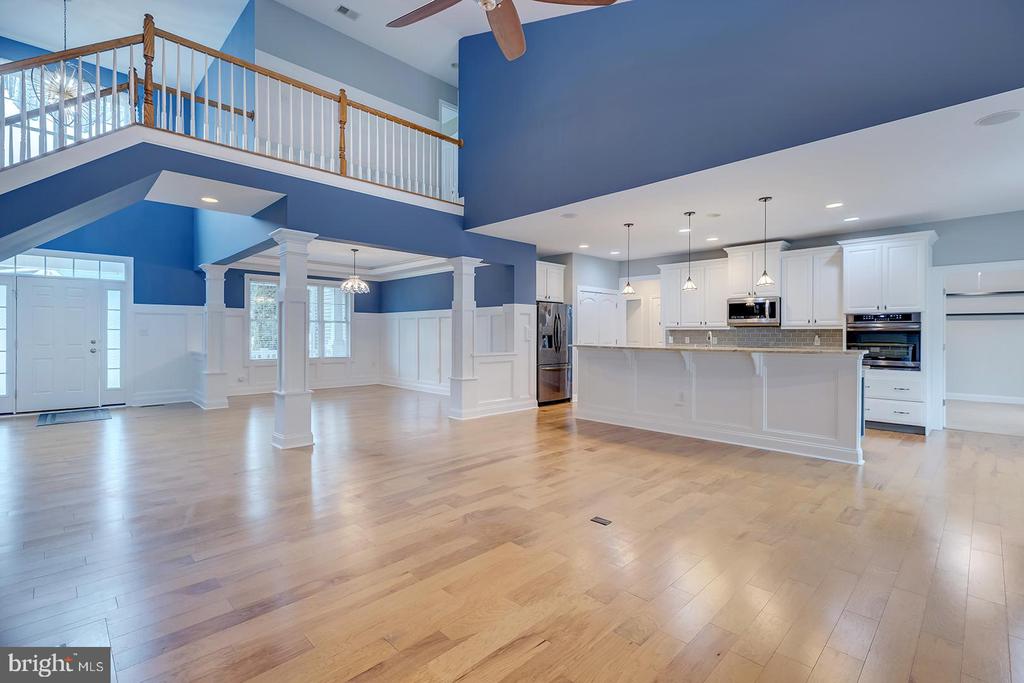 18524 ROSE COURT