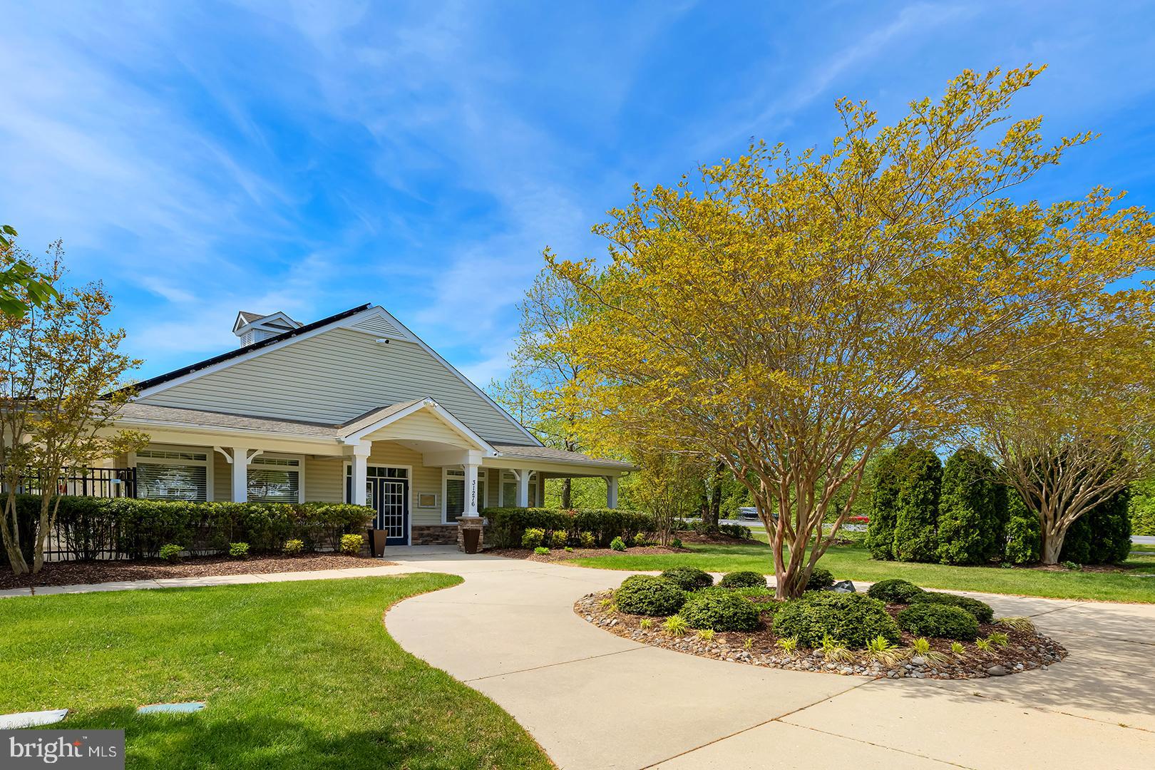 18524 ROSE COURT