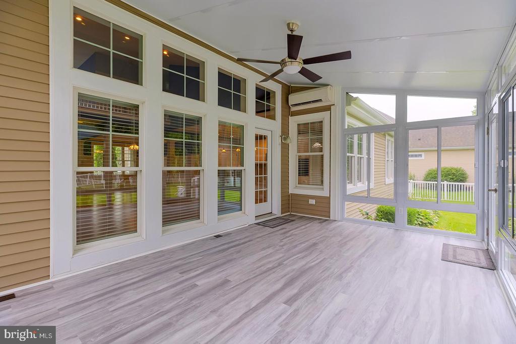 18524 ROSE COURT