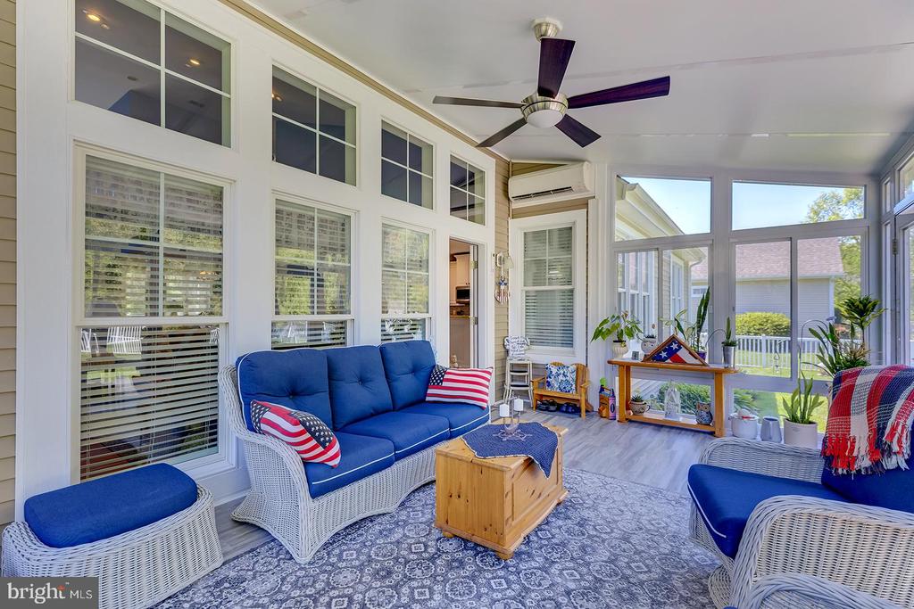 18524 ROSE COURT