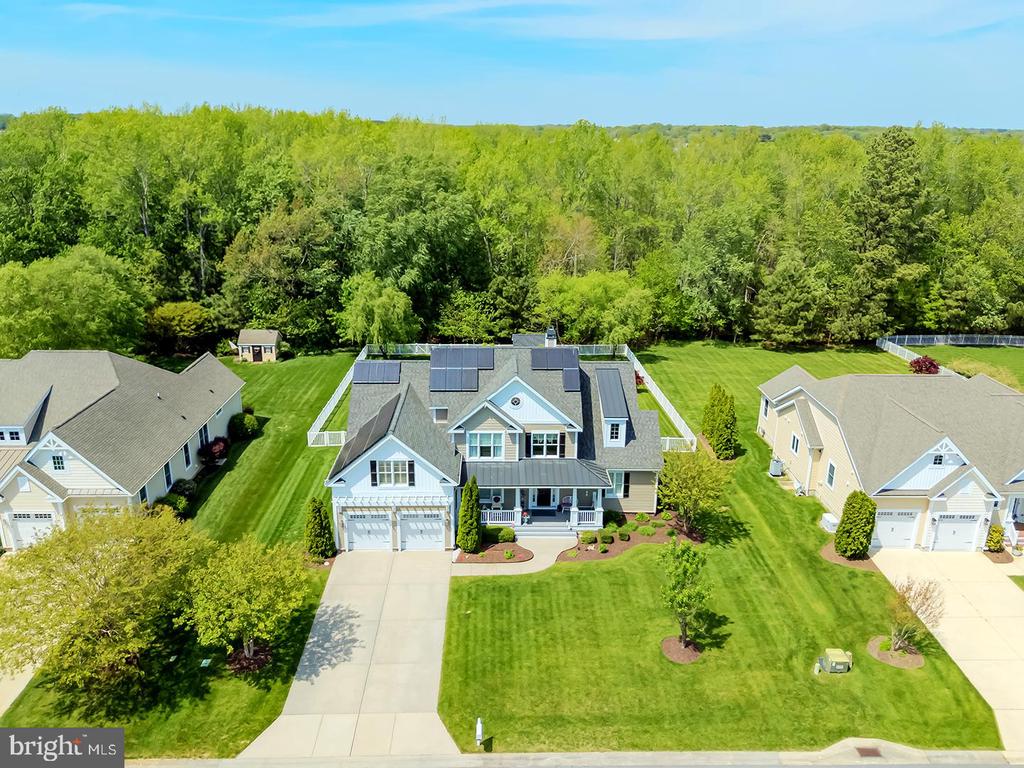 18524 ROSE COURT
