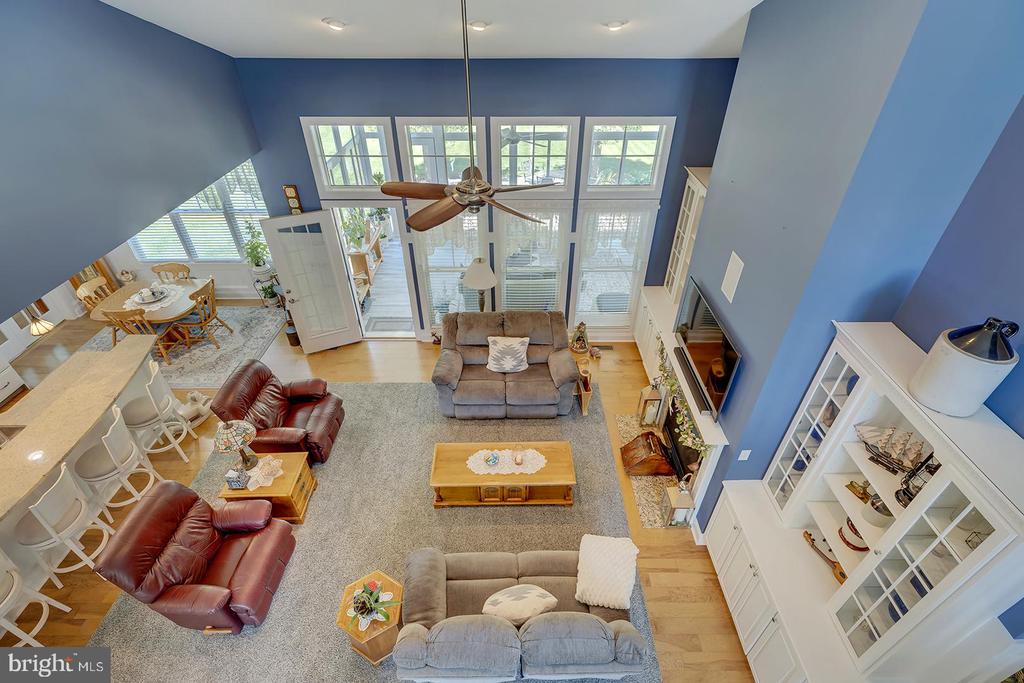 18524 ROSE COURT