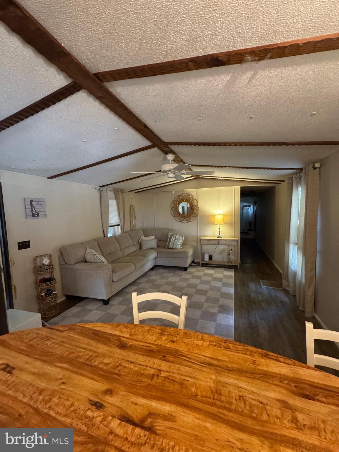 35573 E HARBOR DRIVE 37624