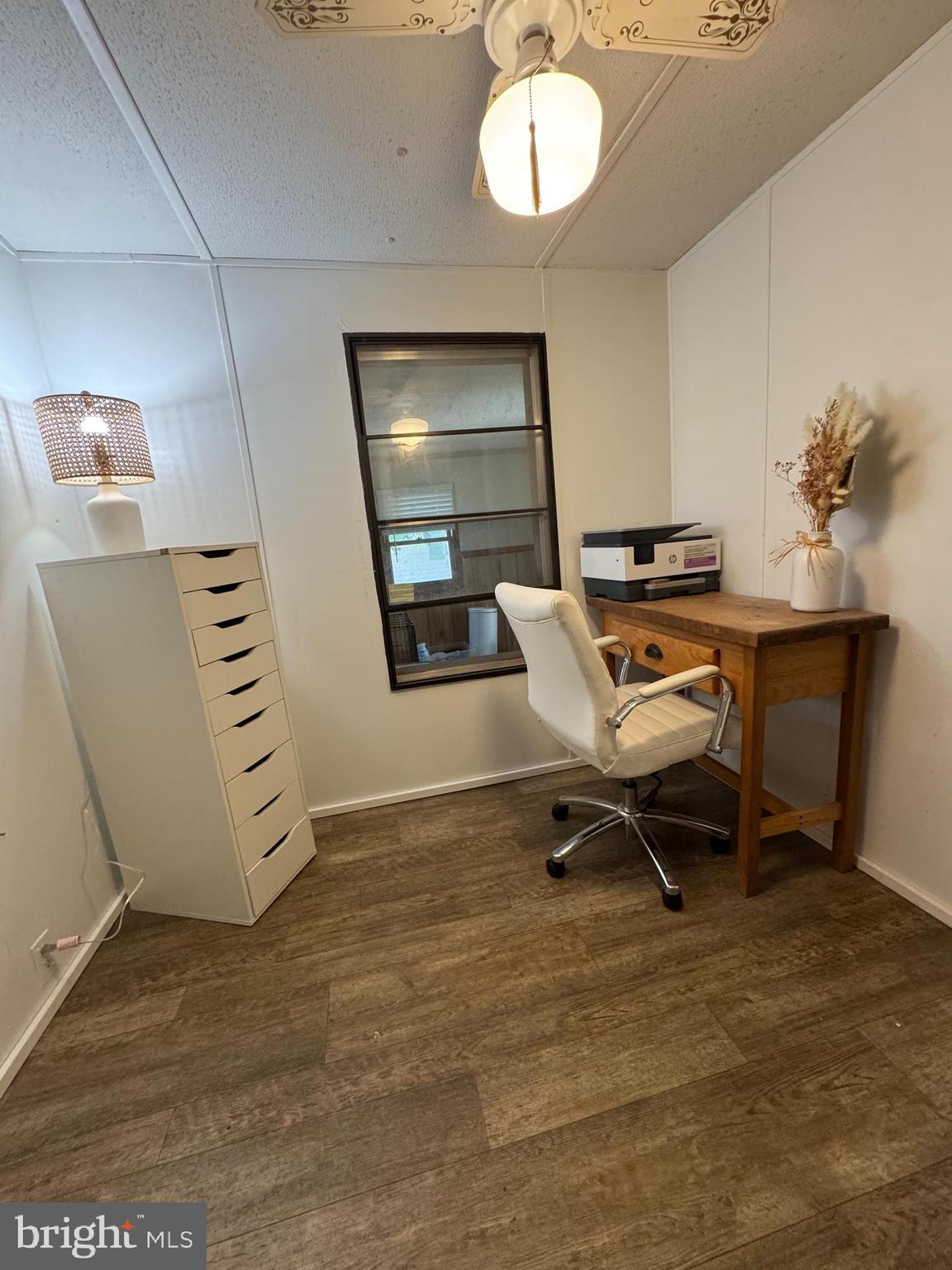 35573 E HARBOR DRIVE 37624