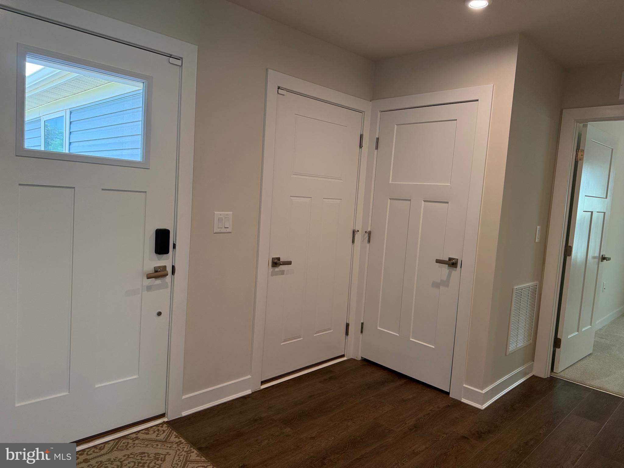 25237 TANNIN CIRCLE
