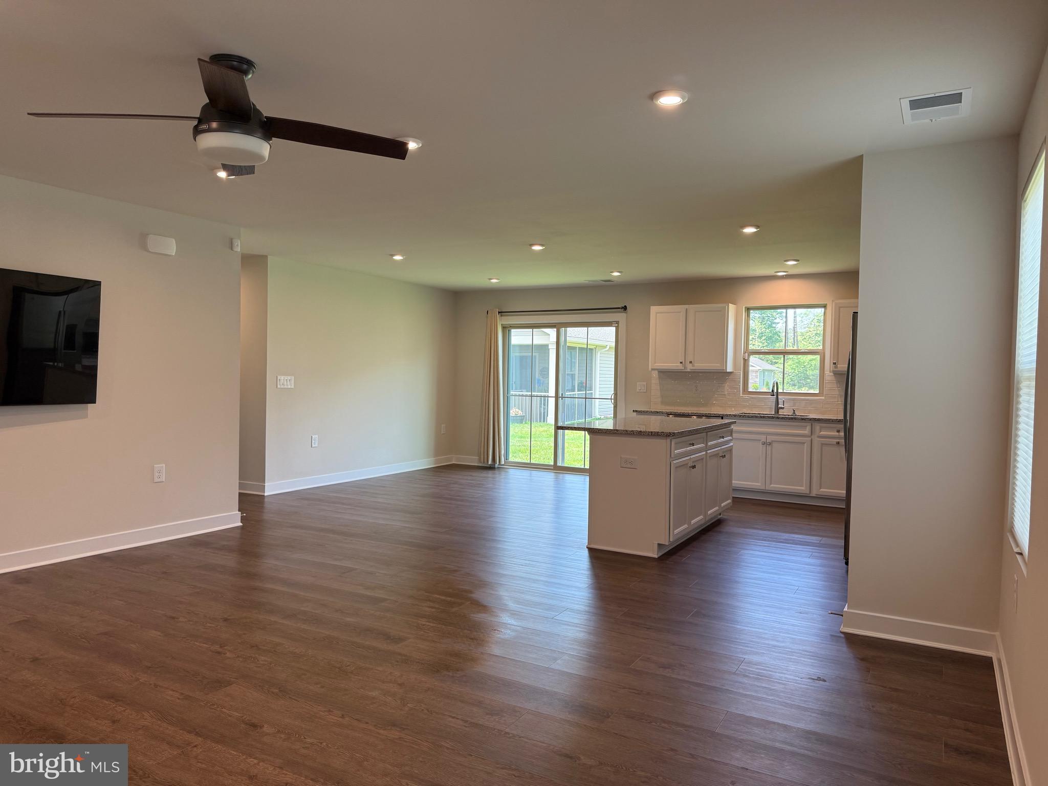 25237 TANNIN CIRCLE