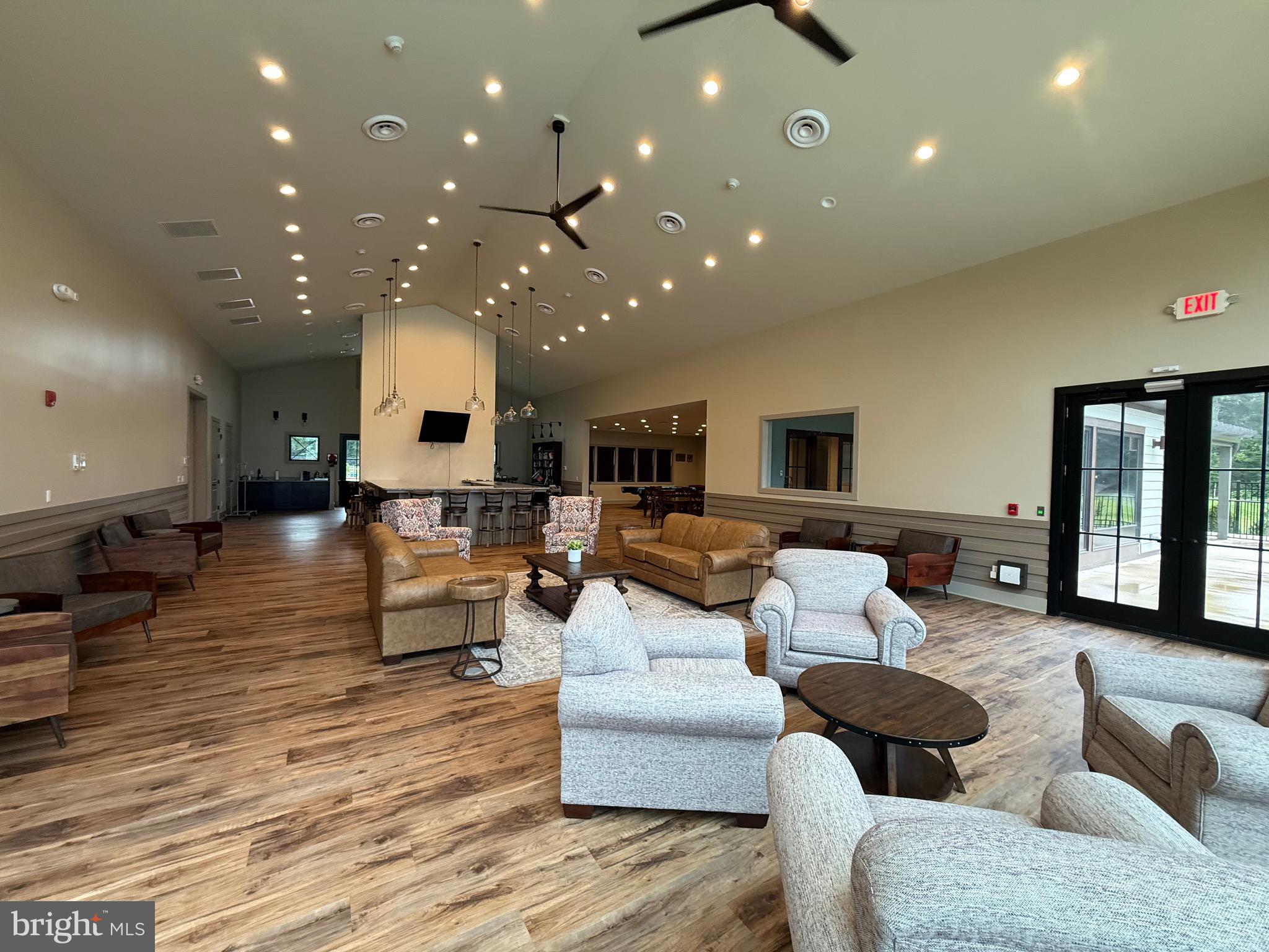 25237 TANNIN CIRCLE