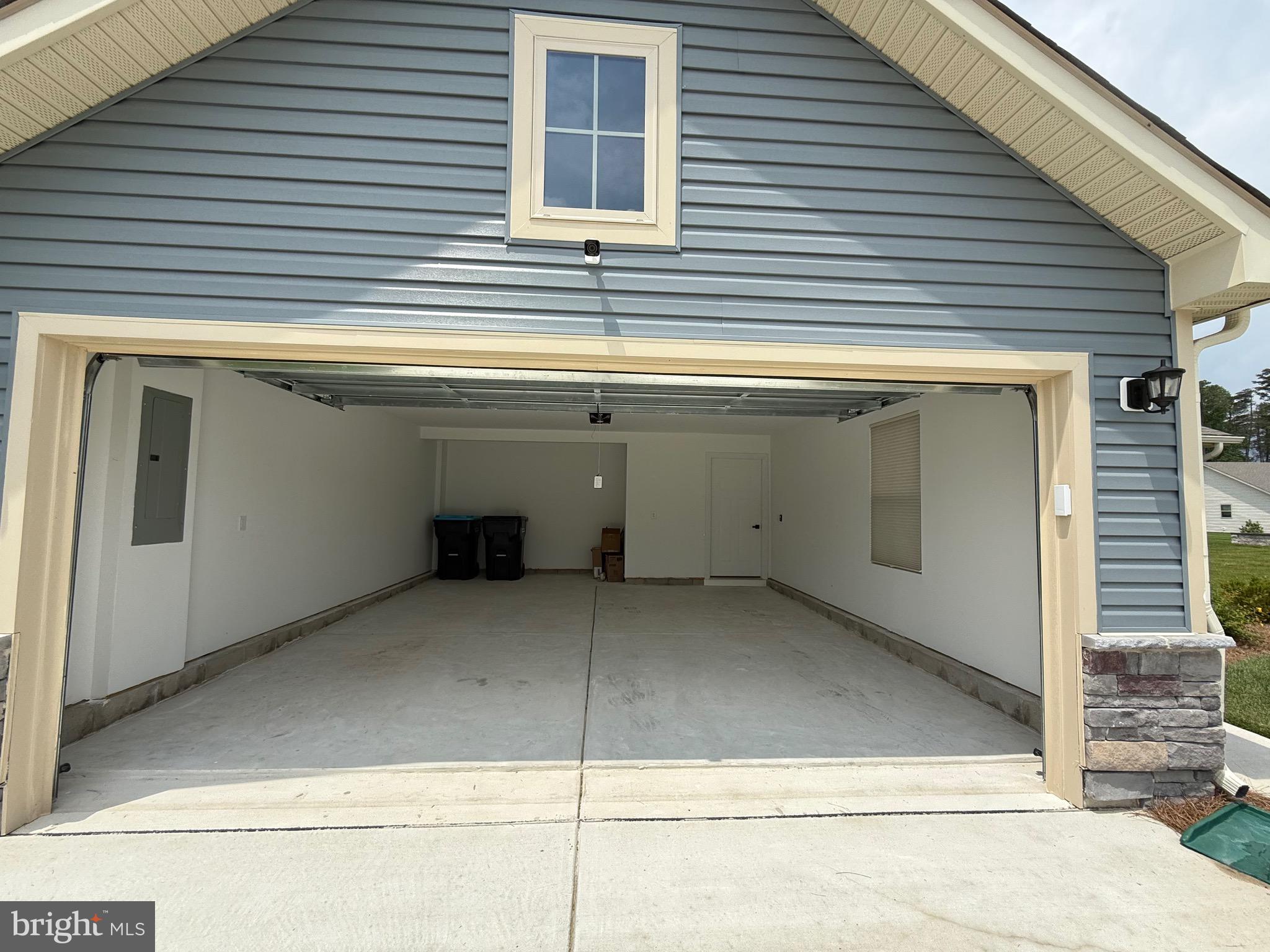 25237 TANNIN CIRCLE