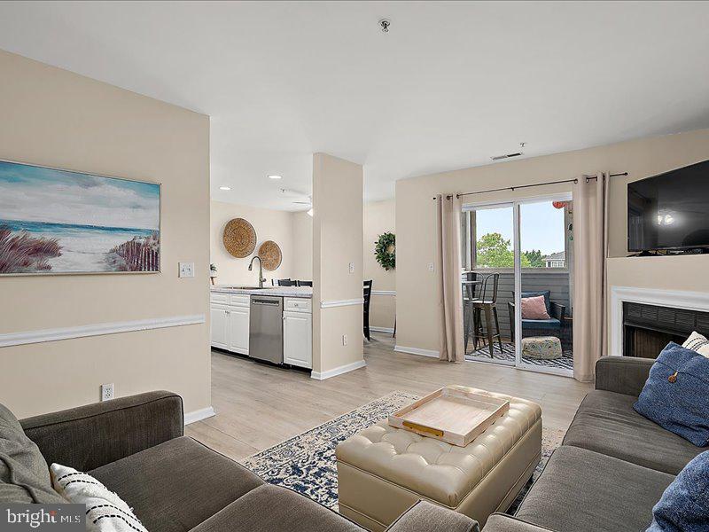3800 SANIBEL CIRCLE 3816