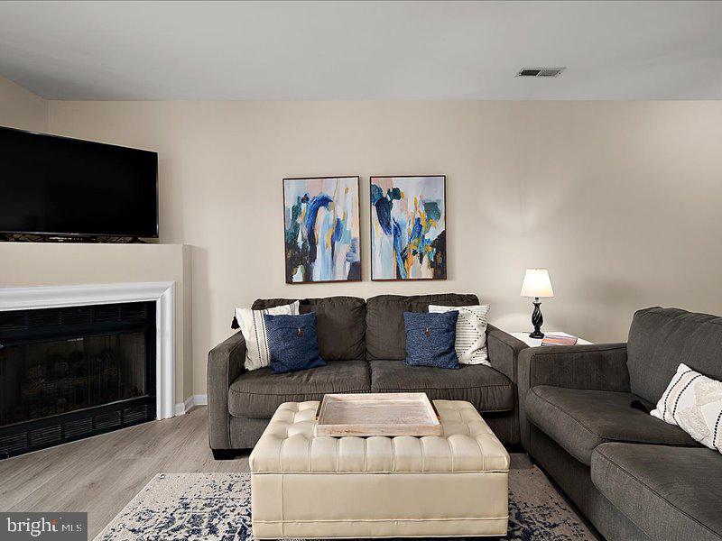 3800 SANIBEL CIRCLE 3816