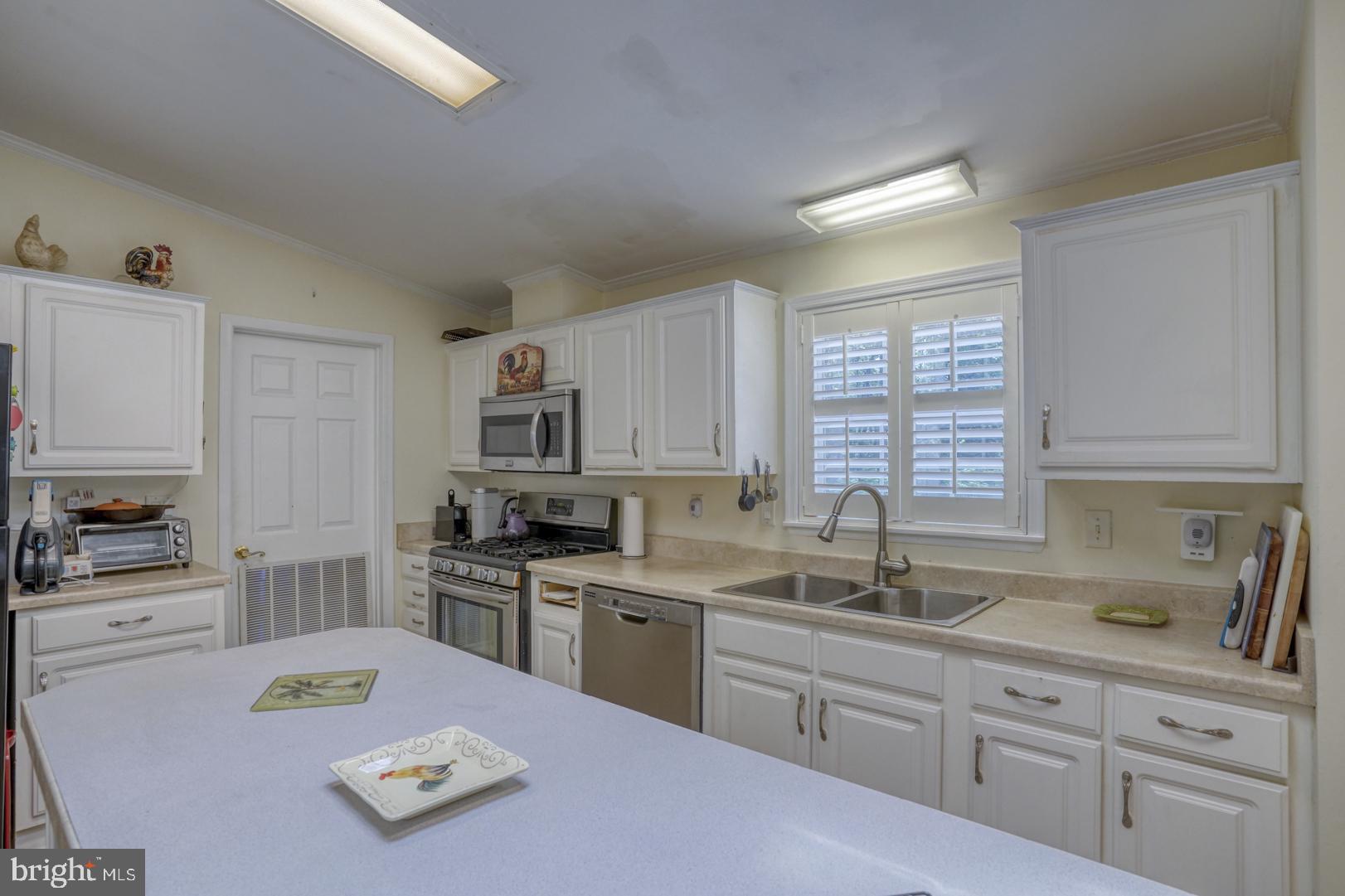 36418 FIR DRIVE
