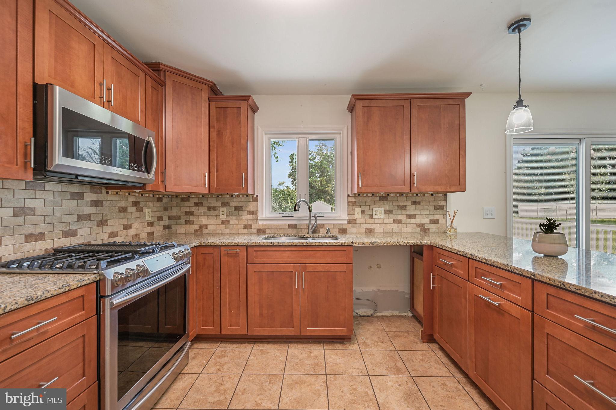 33205 HORSEY CHURCH ROAD