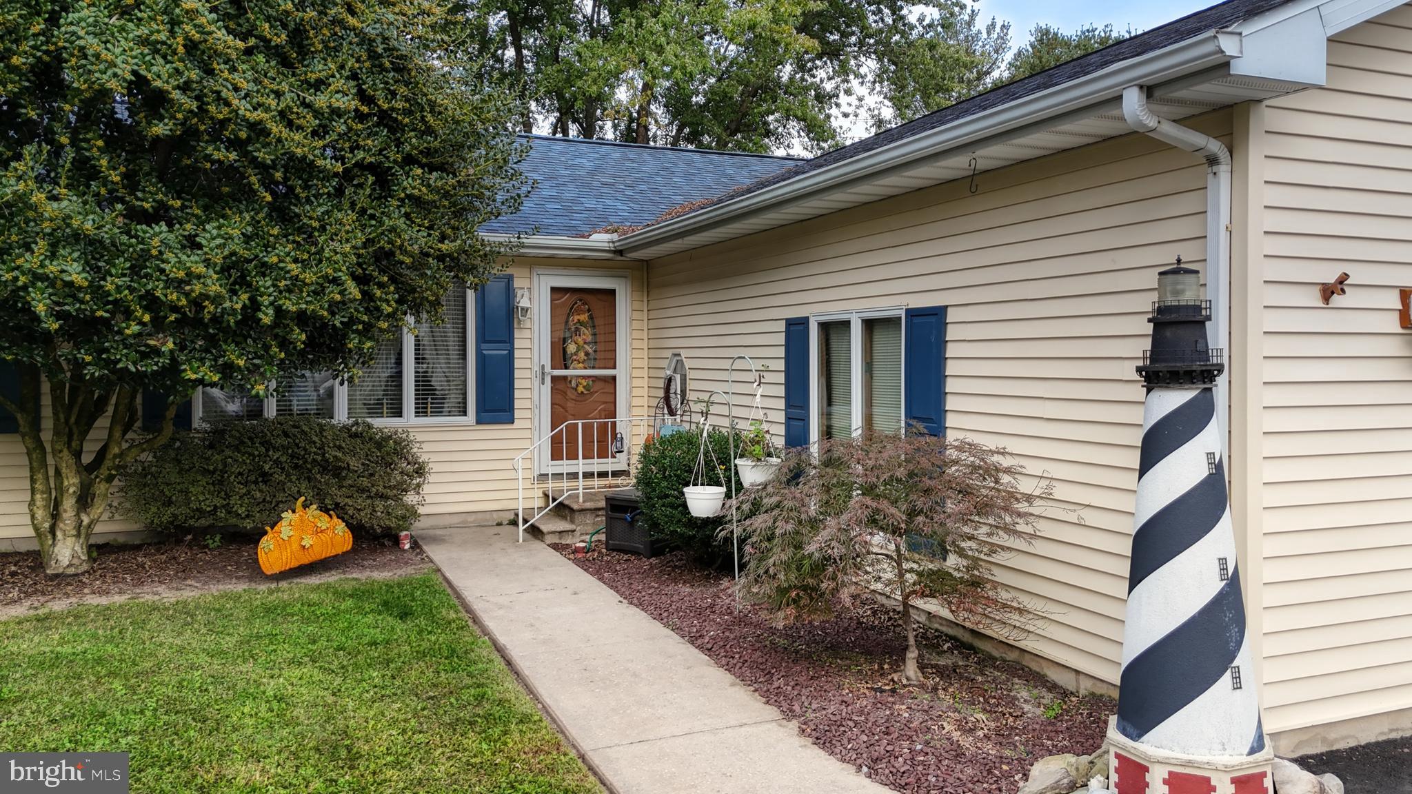 6 BRANDYWINE ROAD