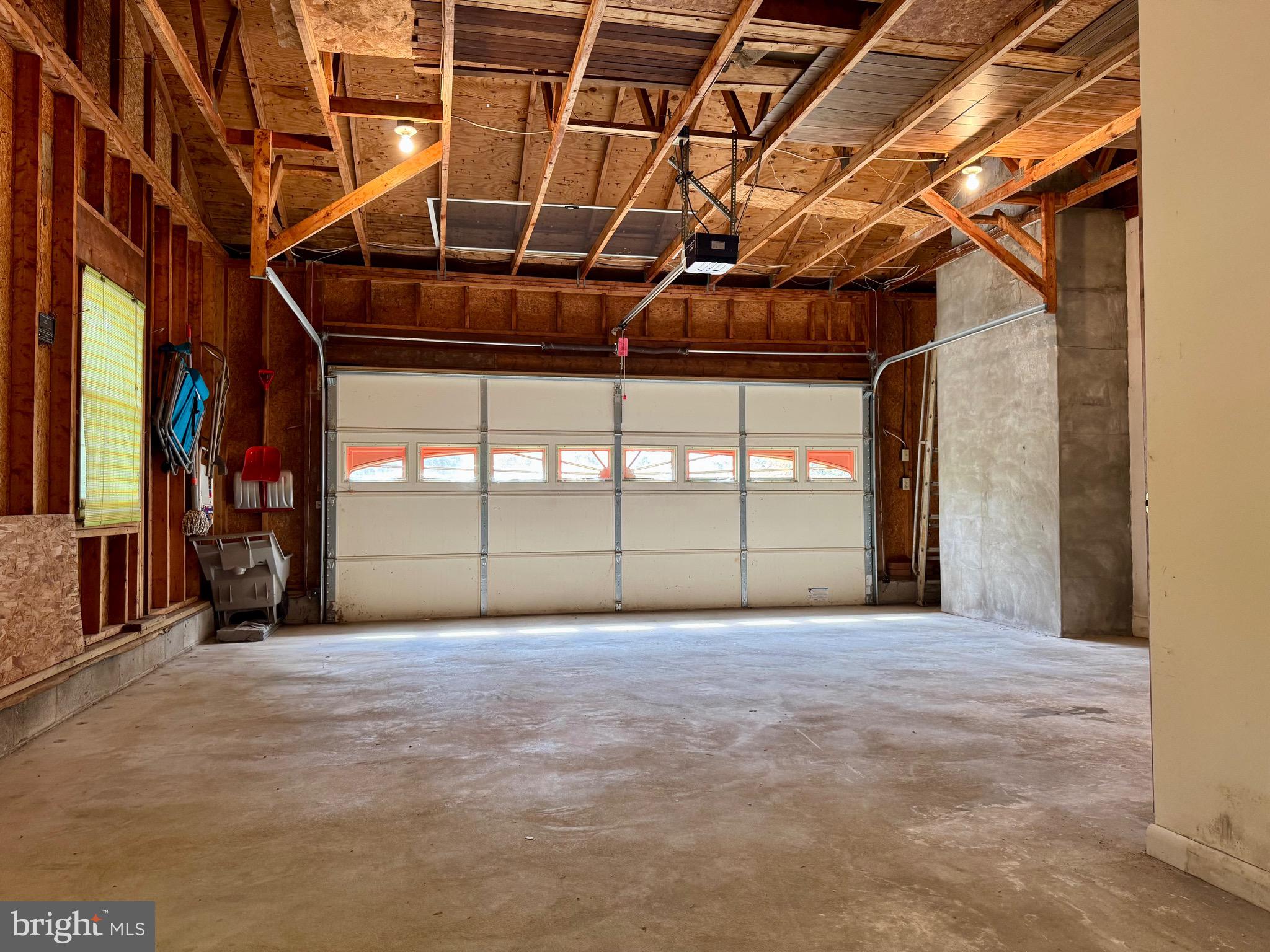 34135 POPLAR LANE