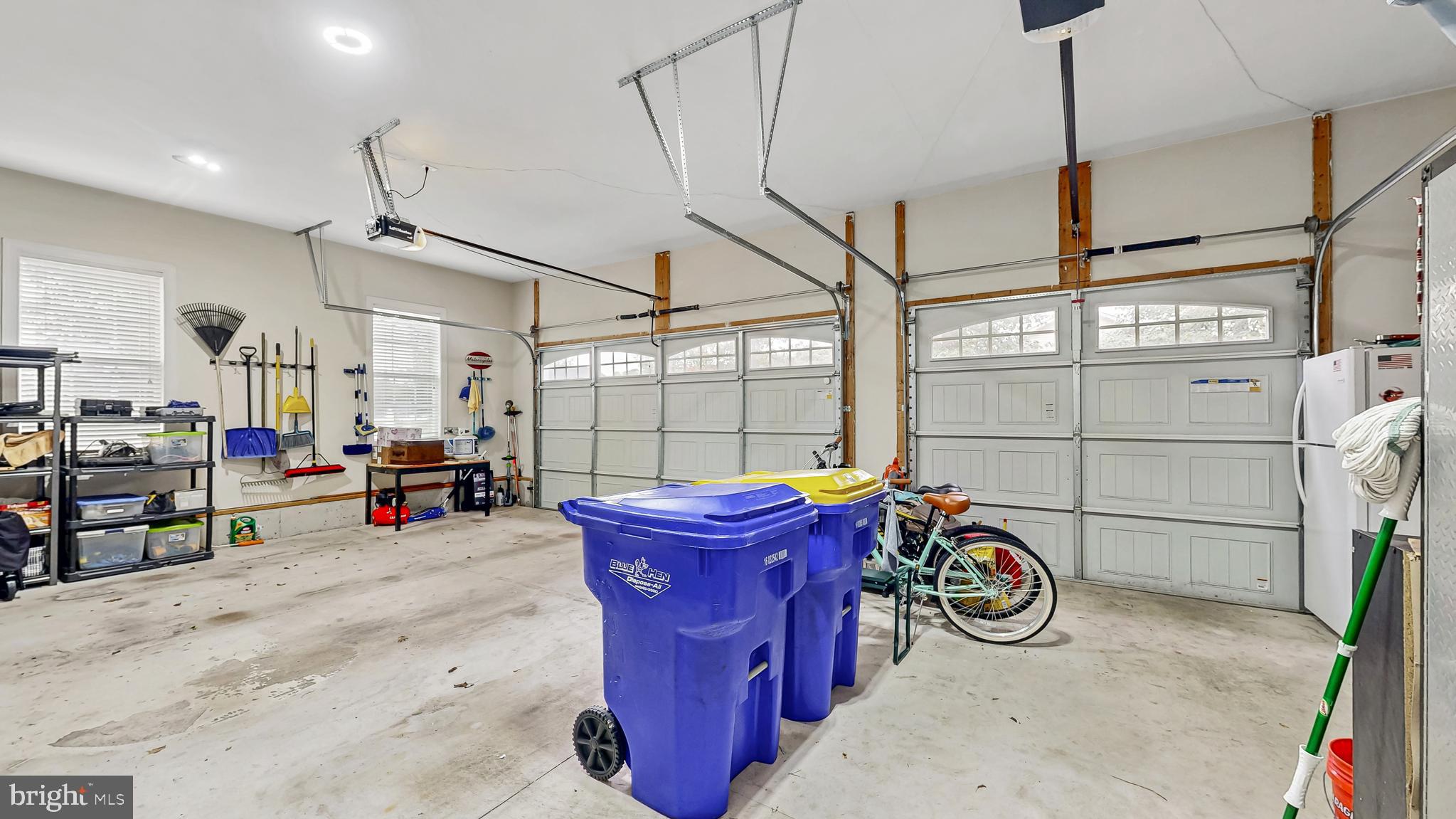 20901 WOODLAKE CIRCLE