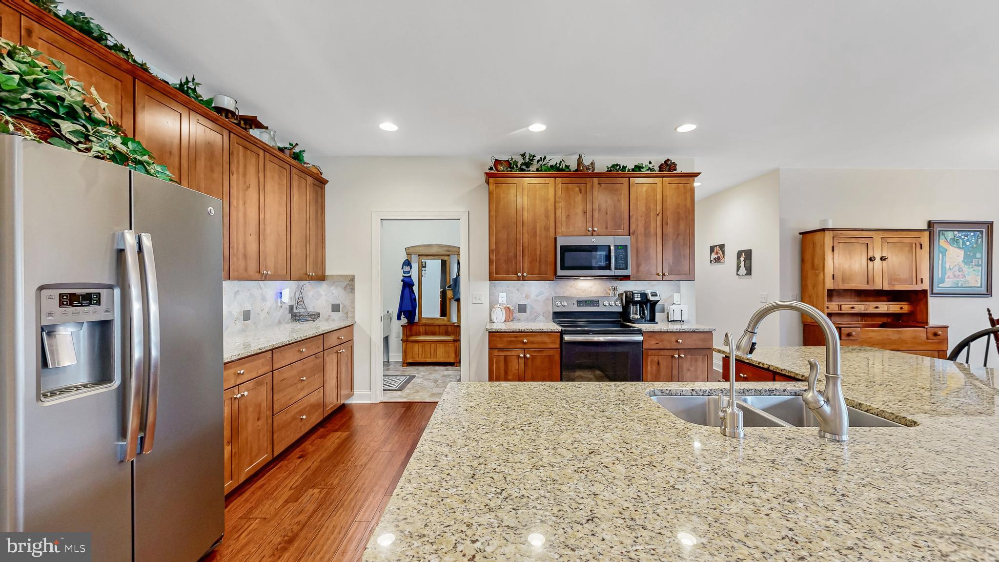 20901 WOODLAKE CIRCLE