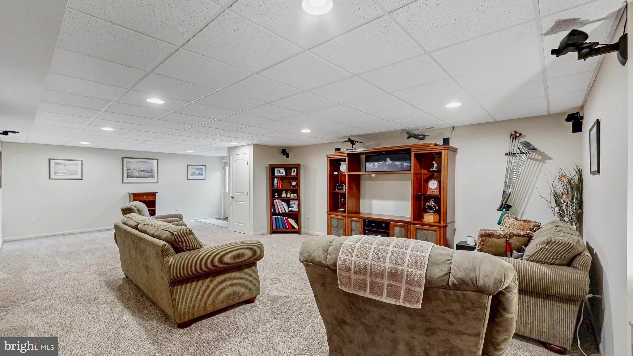 20901 WOODLAKE CIRCLE