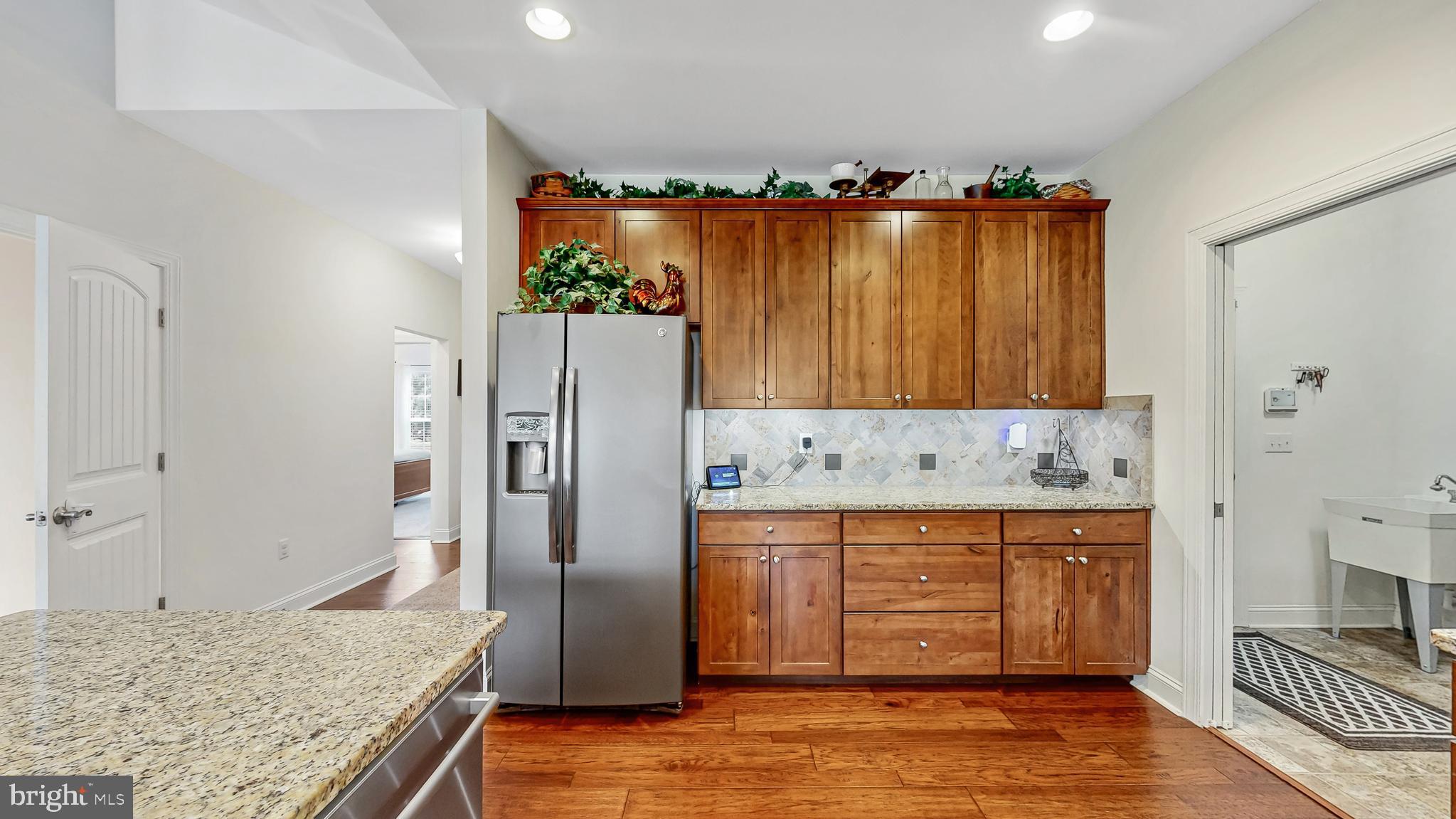 20901 WOODLAKE CIRCLE