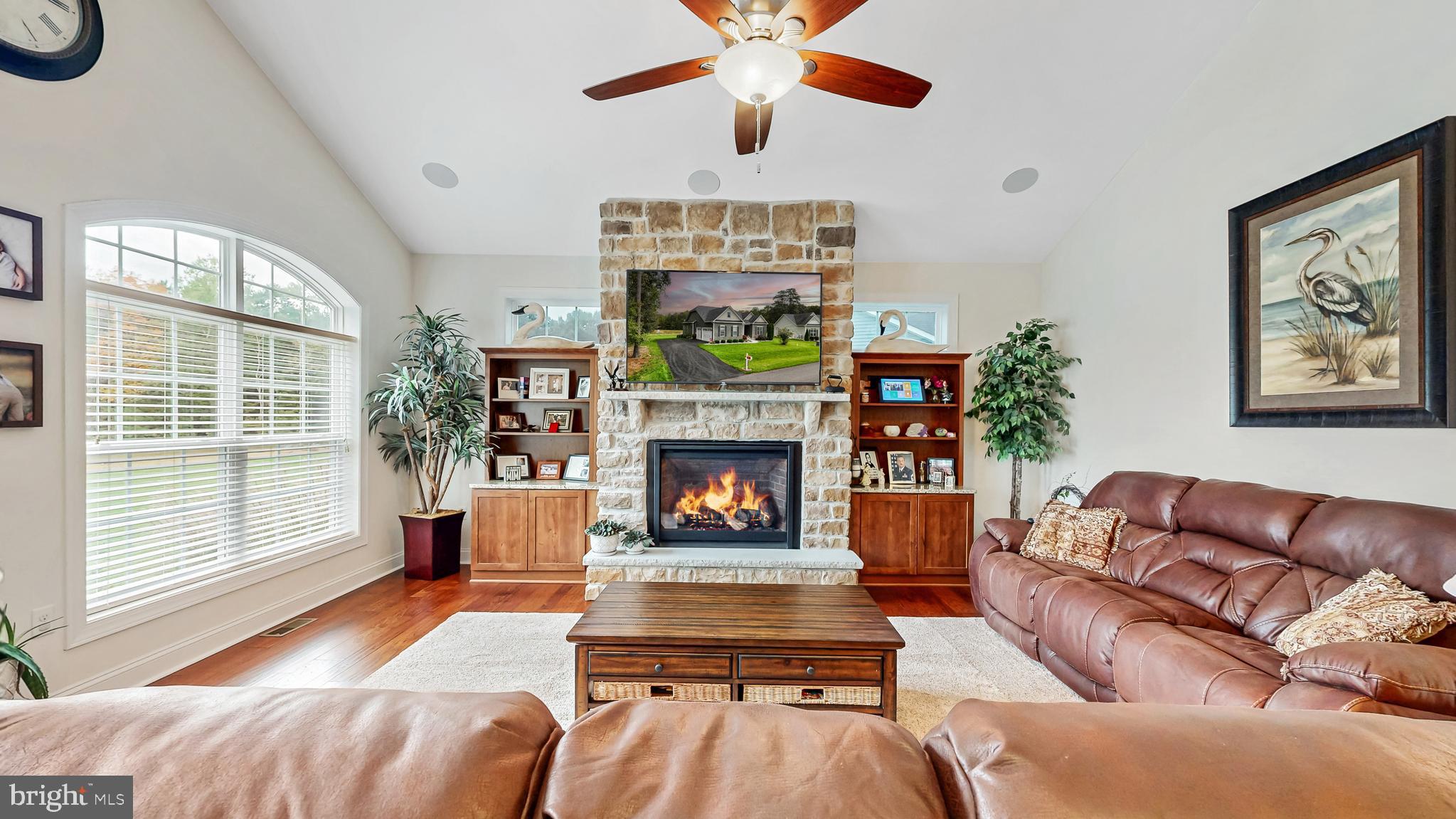 20901 WOODLAKE CIRCLE