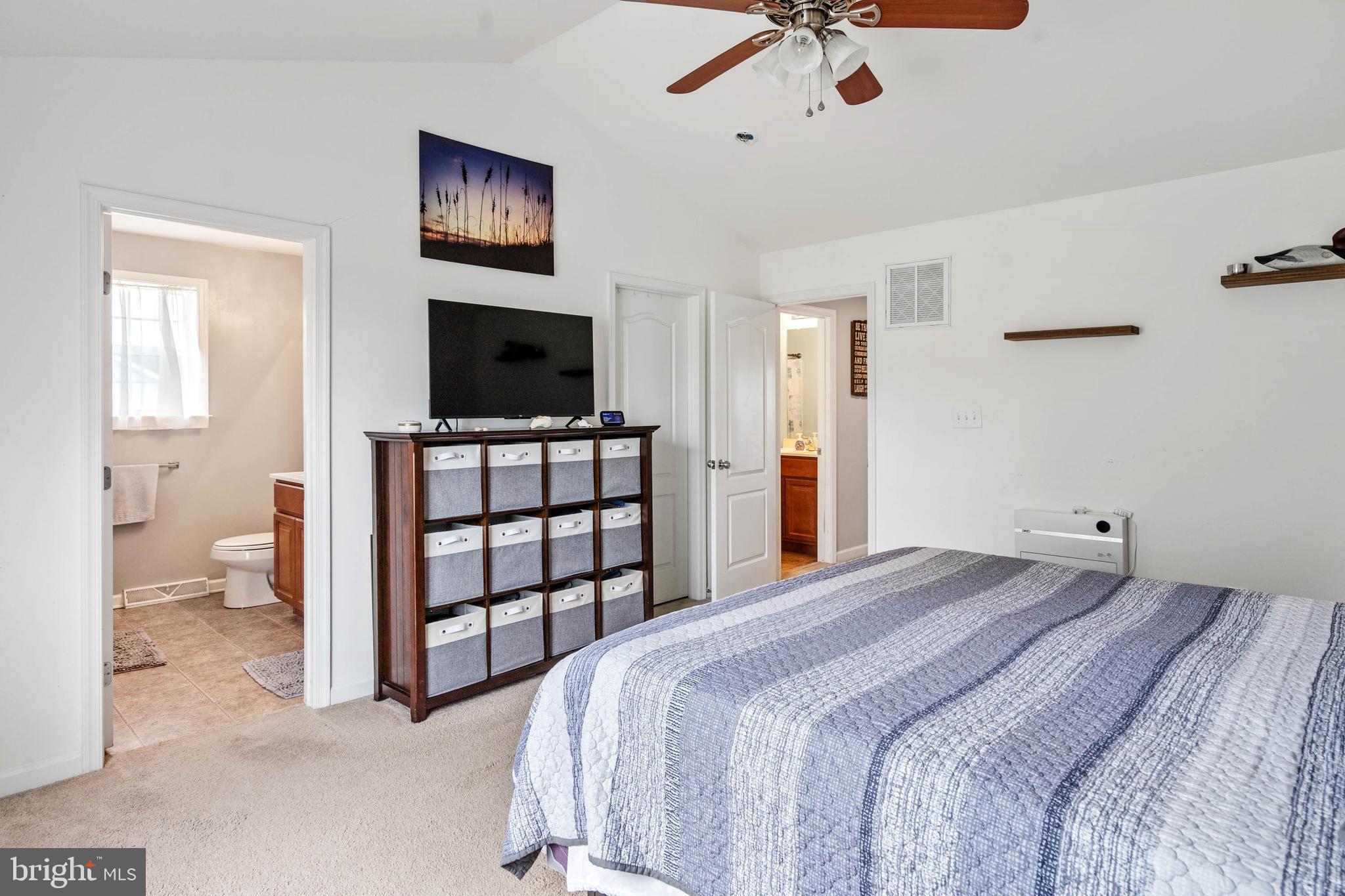 25911 COUNTRY MEADOWS DRIVE