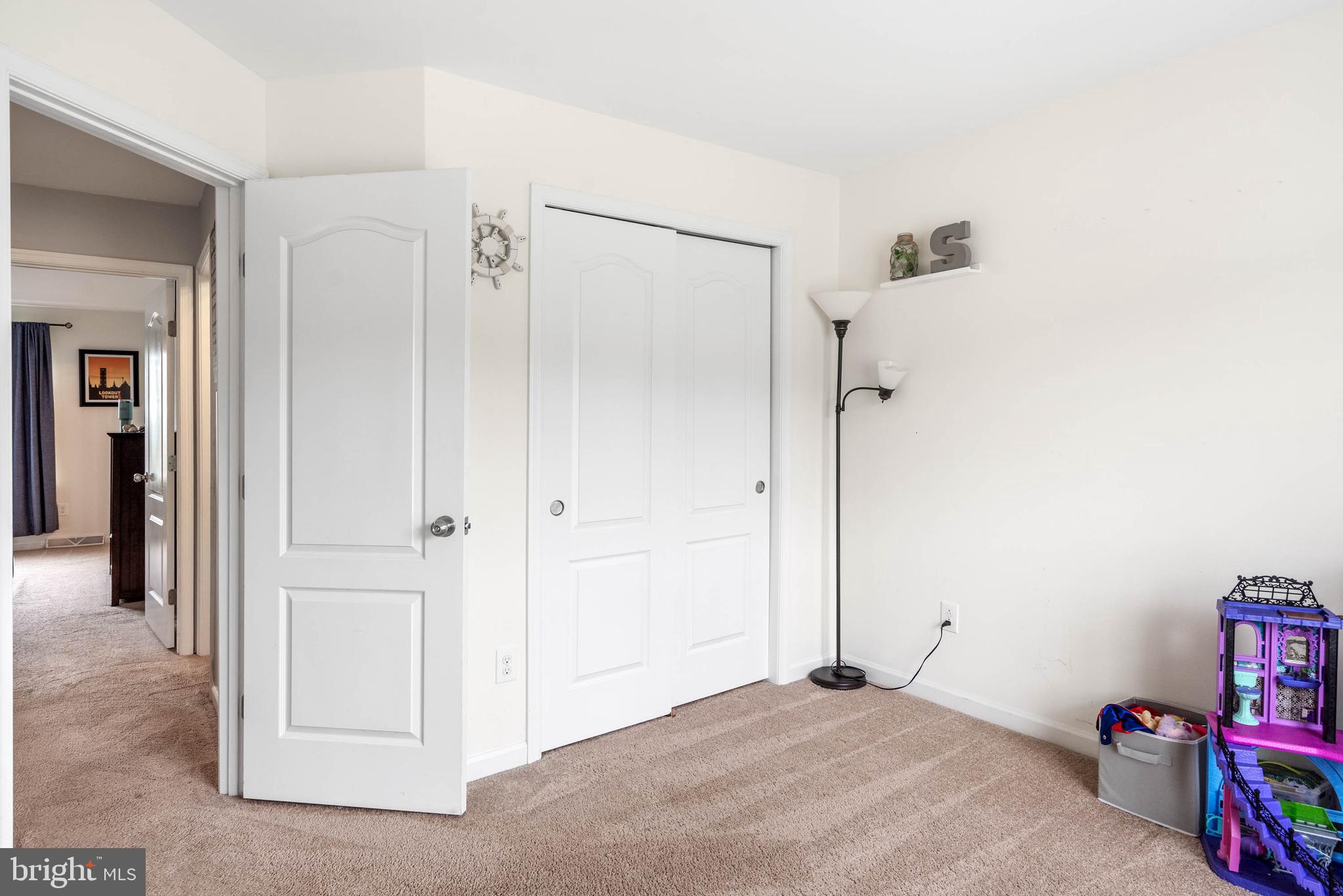 25911 COUNTRY MEADOWS DRIVE