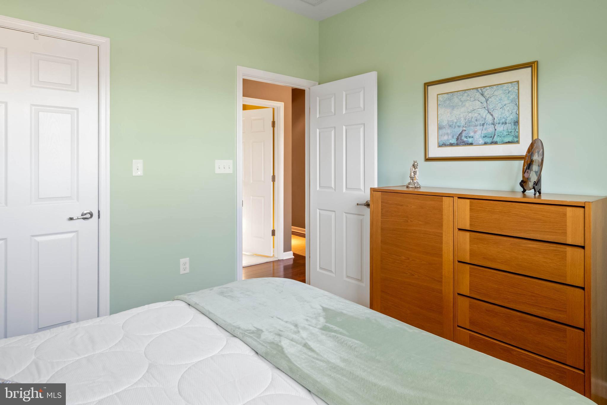 28658 JENNIFER WAY