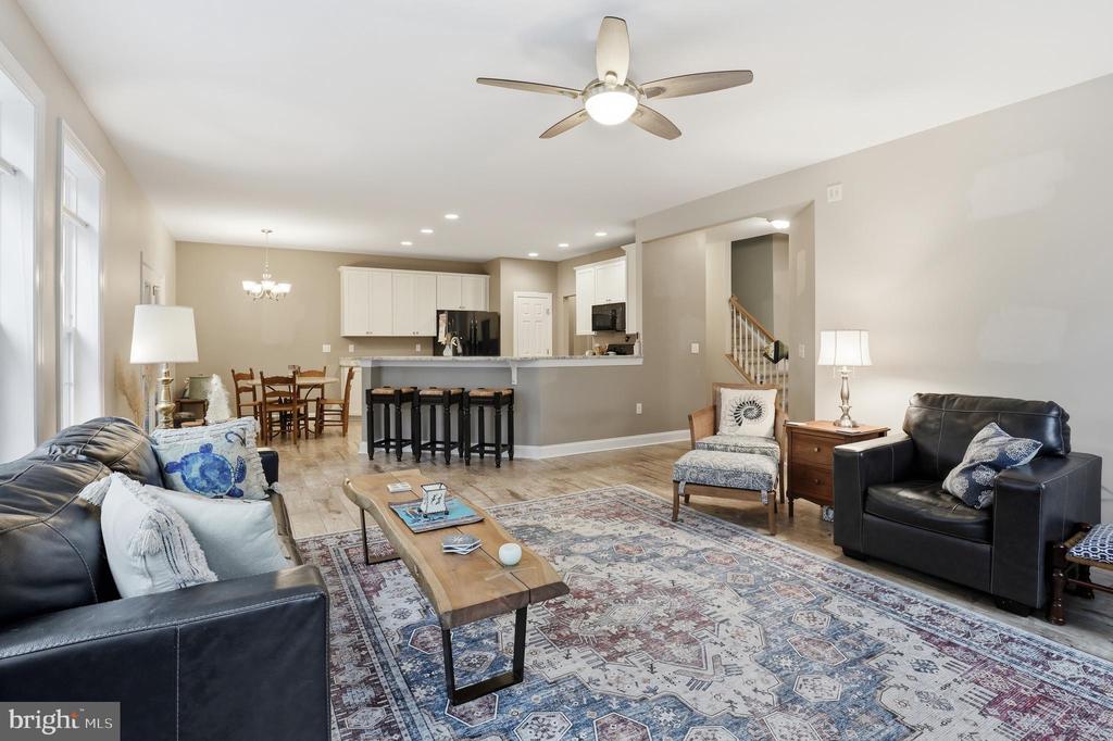 23712 HERRING REACH COURT