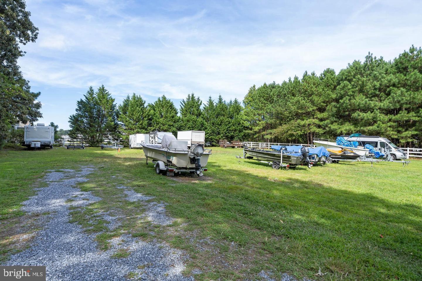 23712 HERRING REACH COURT