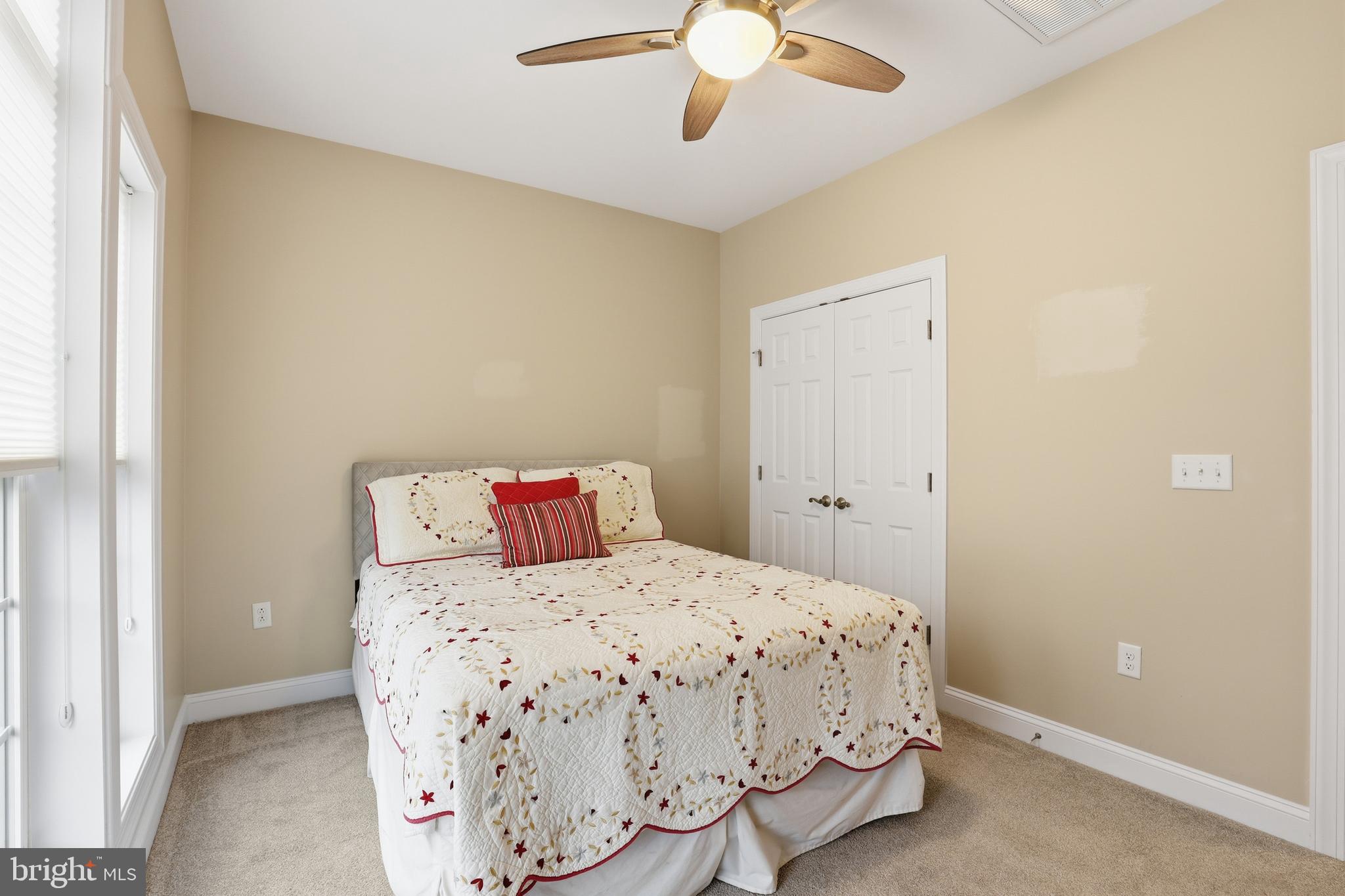 23712 HERRING REACH COURT
