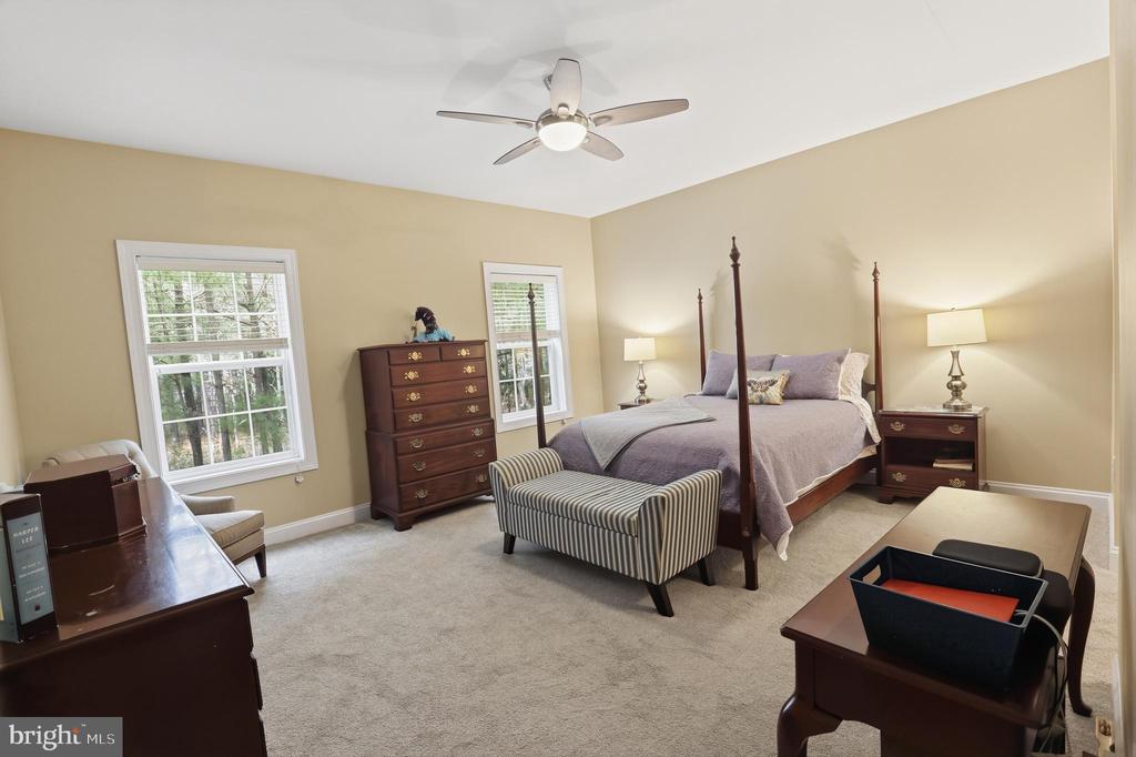 23712 HERRING REACH COURT