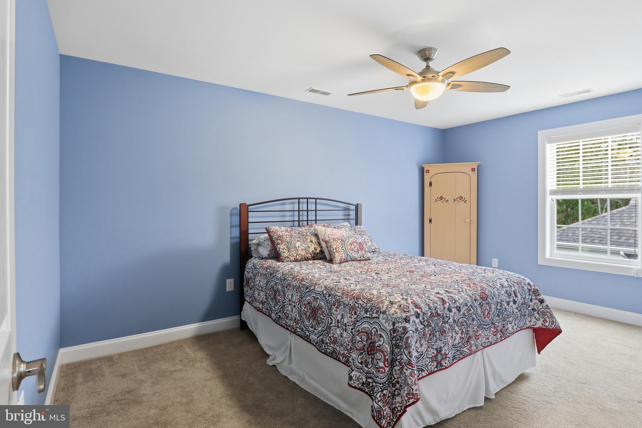 23712 HERRING REACH COURT
