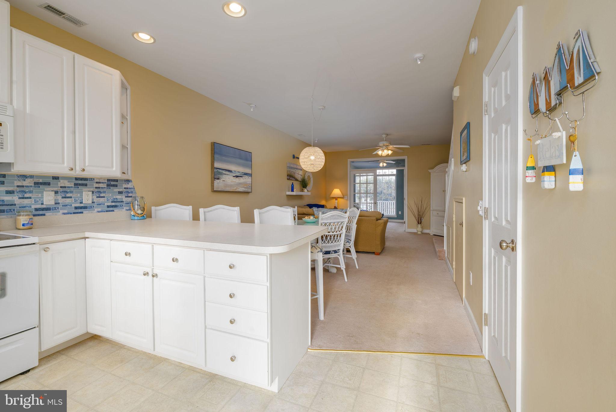 38415 DRIFTWOOD 609