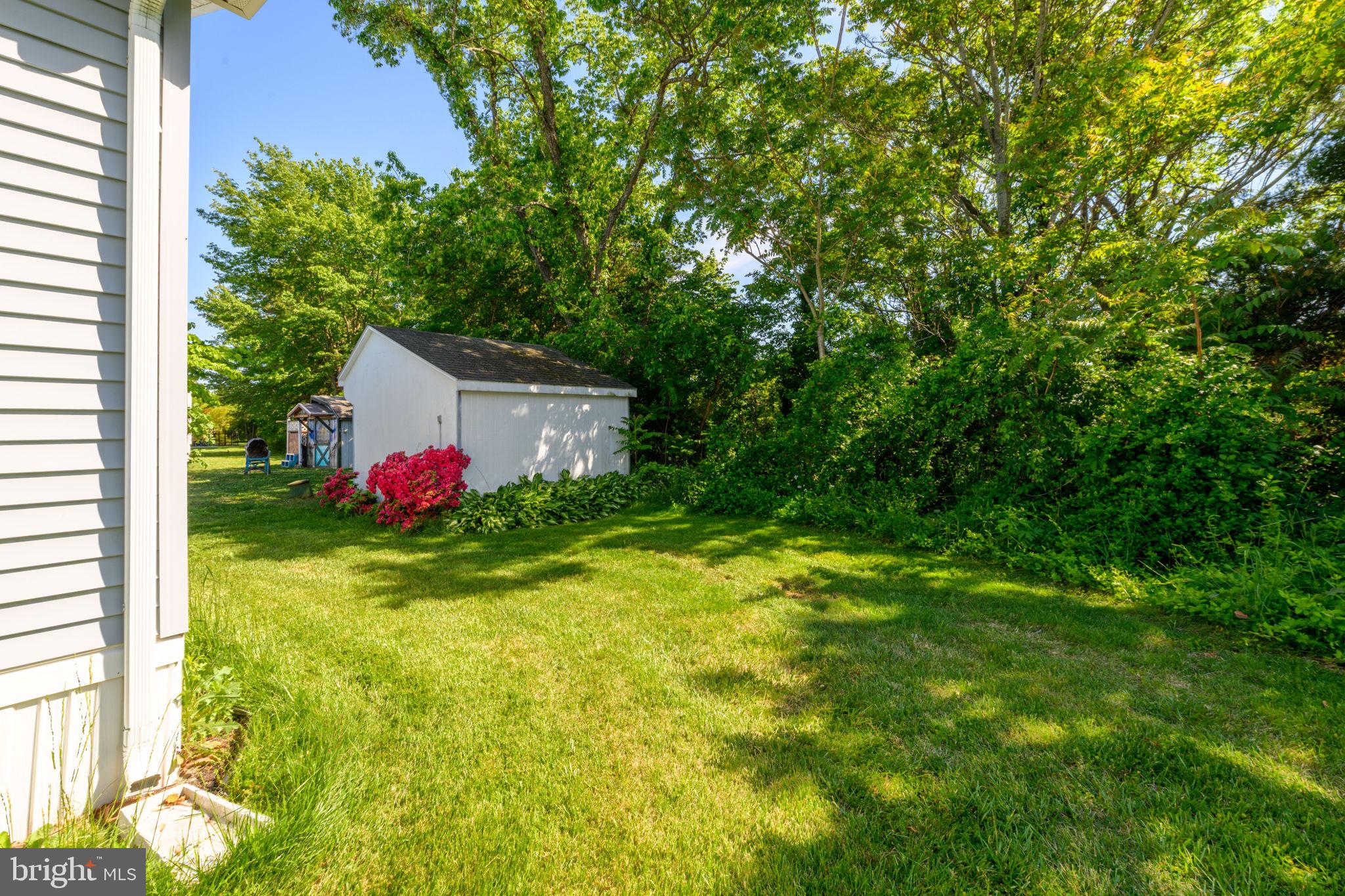 11 COLONIAL LANE