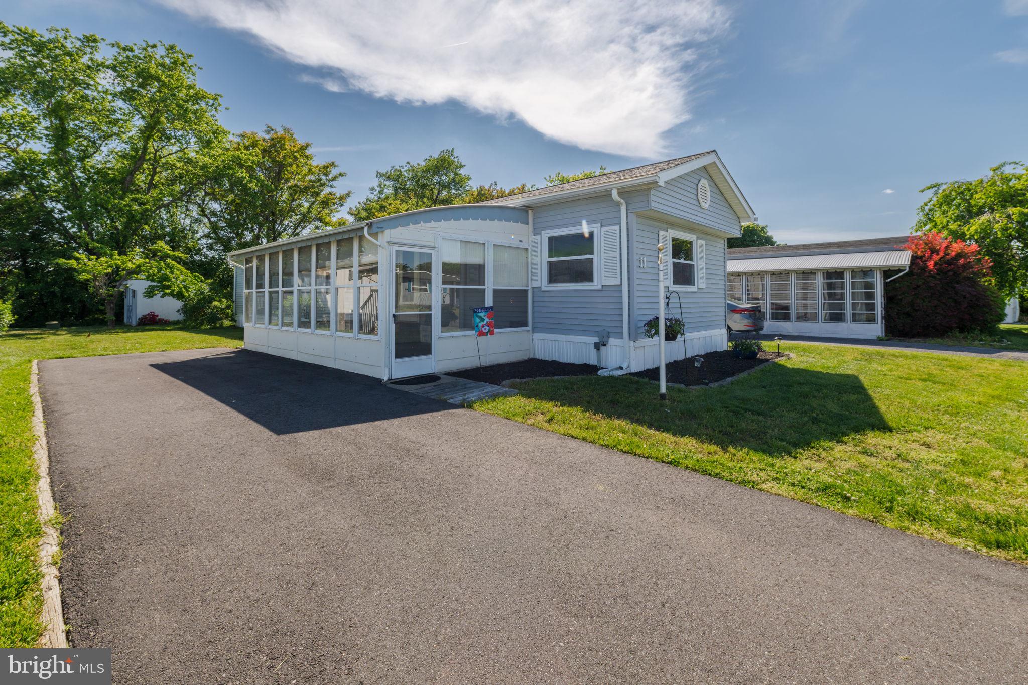 11 COLONIAL LANE