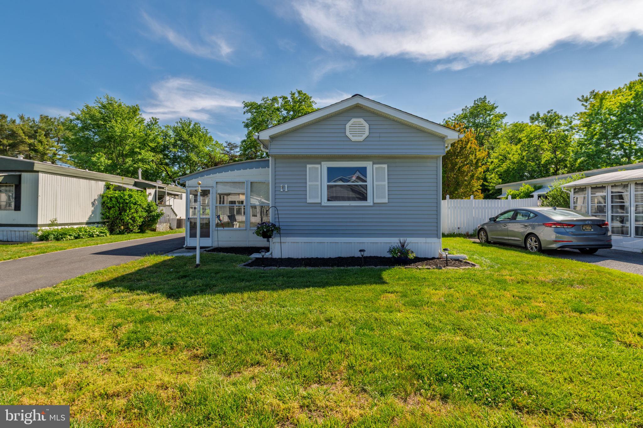 11 COLONIAL LANE