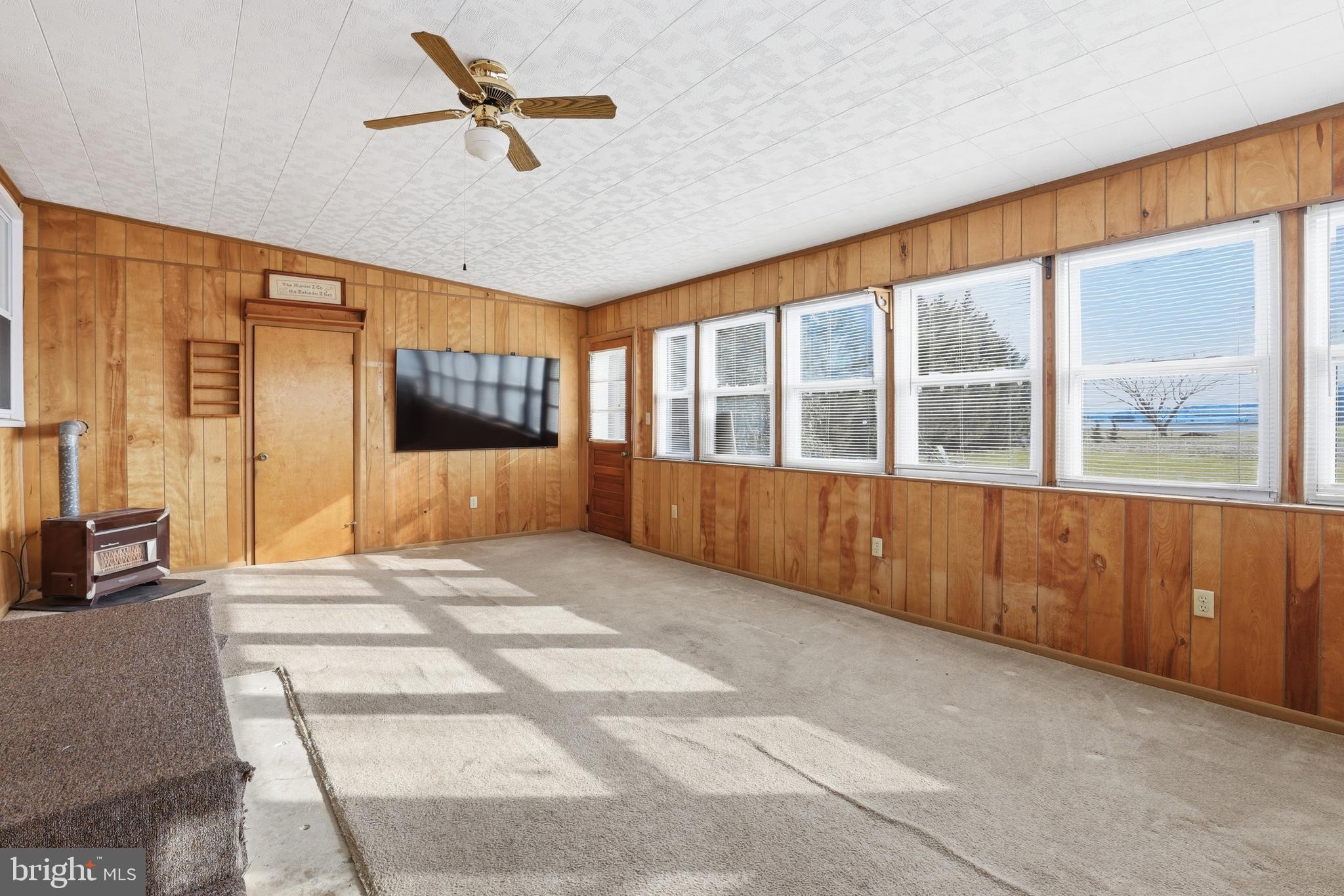 16924 RUST ROAD