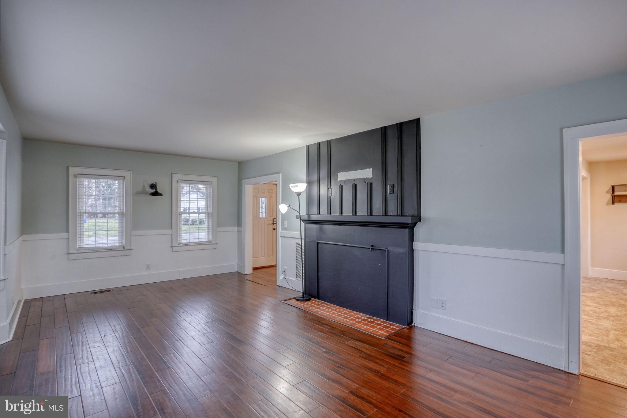 129 LAUREL ROAD