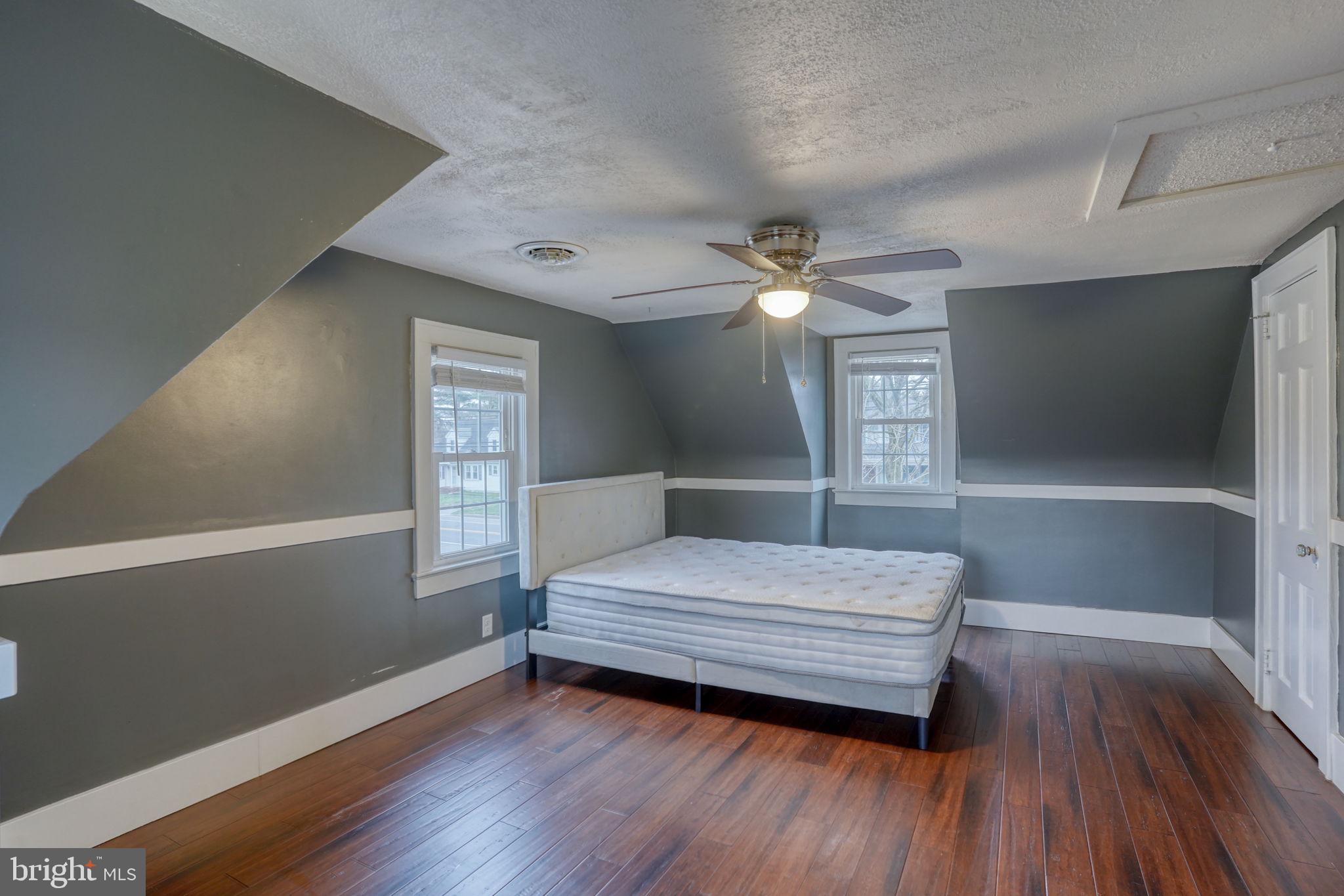 129 LAUREL ROAD