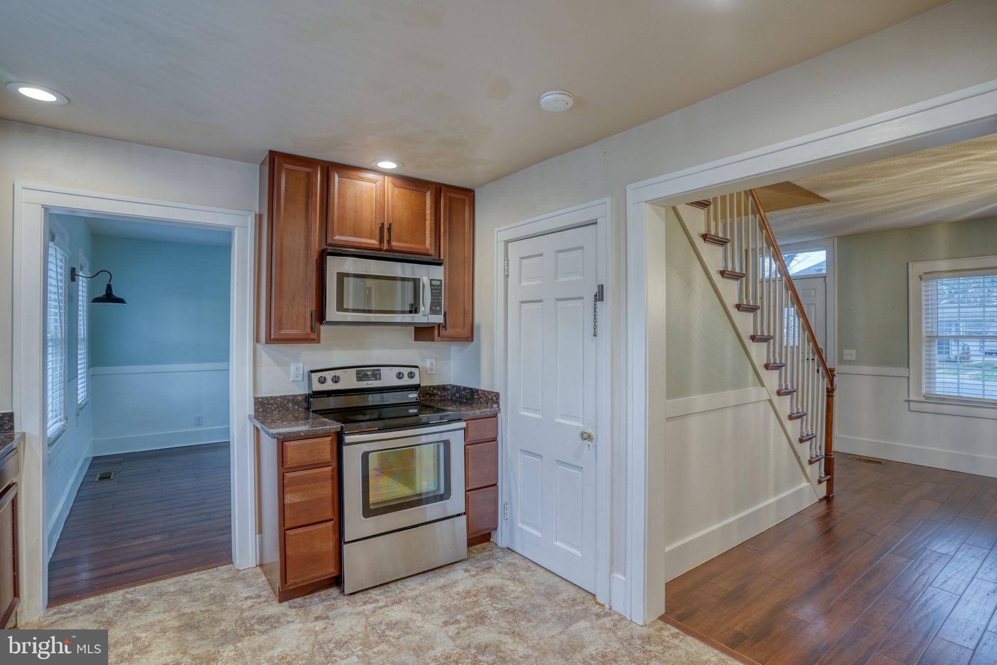 129 LAUREL ROAD