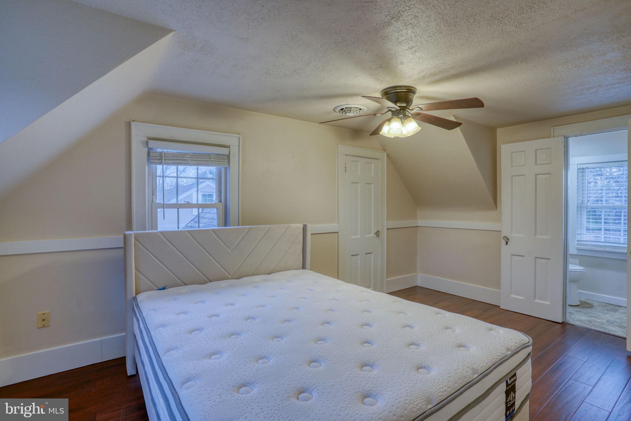 129 LAUREL ROAD