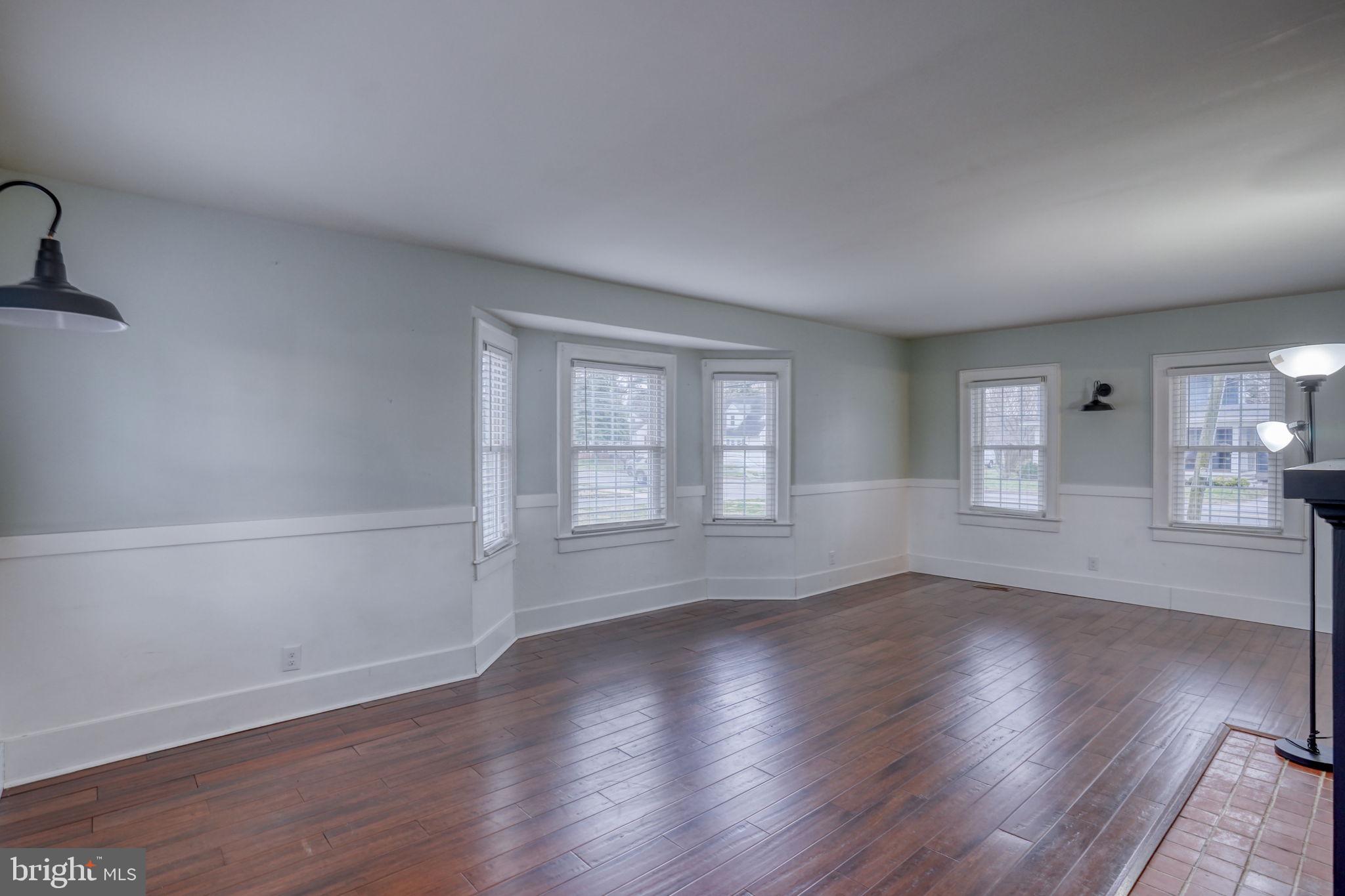 129 LAUREL ROAD